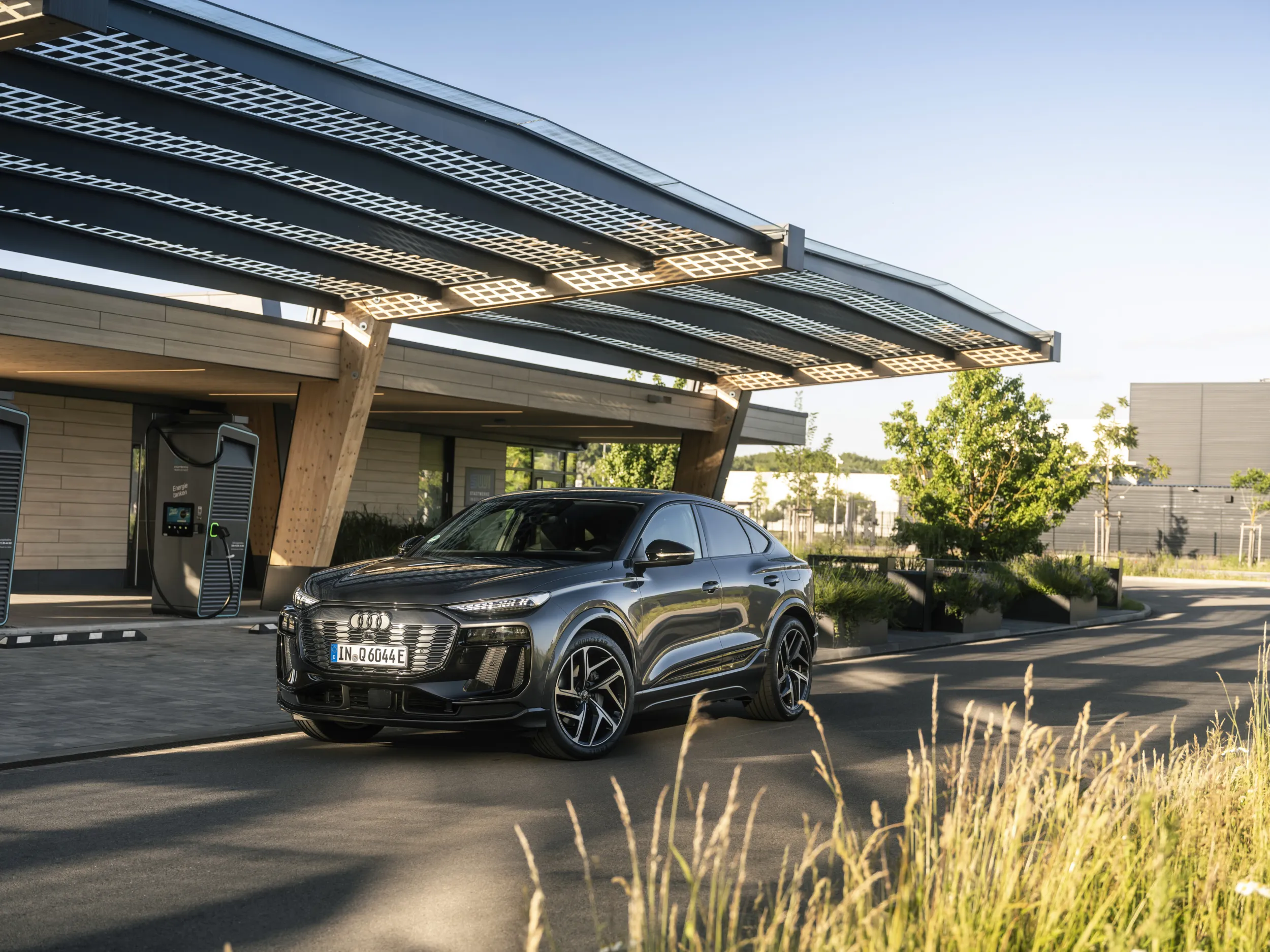 auto.pub Audi Q6 Sportback e-tron 13.08.25