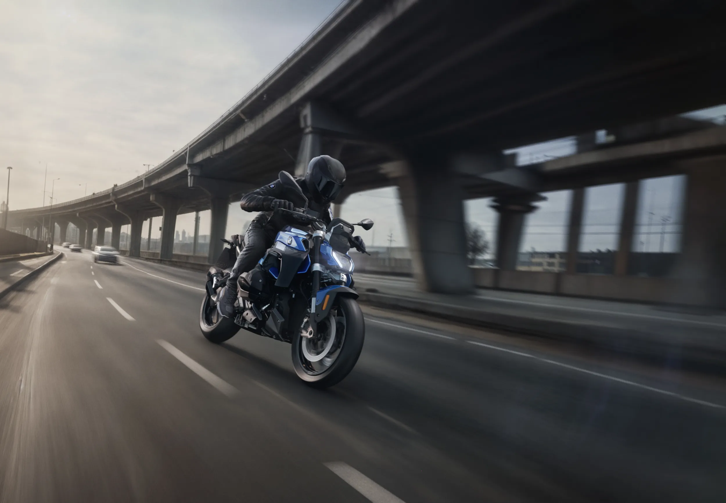auto.pub BMW R 1300 R 11.04.25
