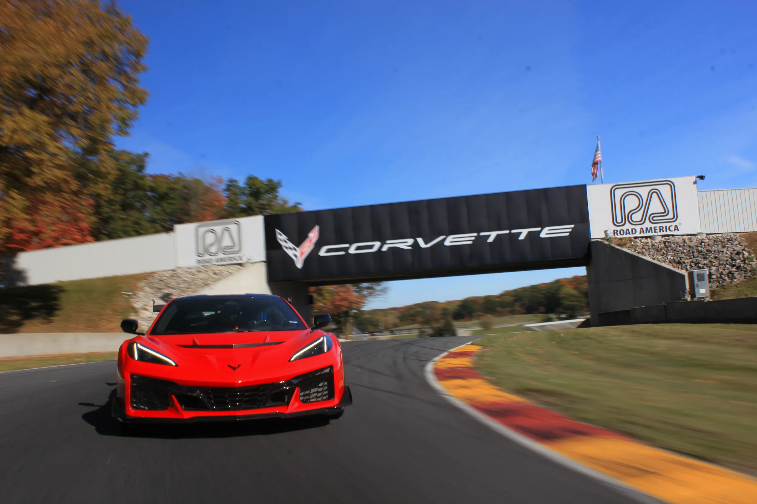 auto.pub Chevrolet Corvette ZR1 12.02.25