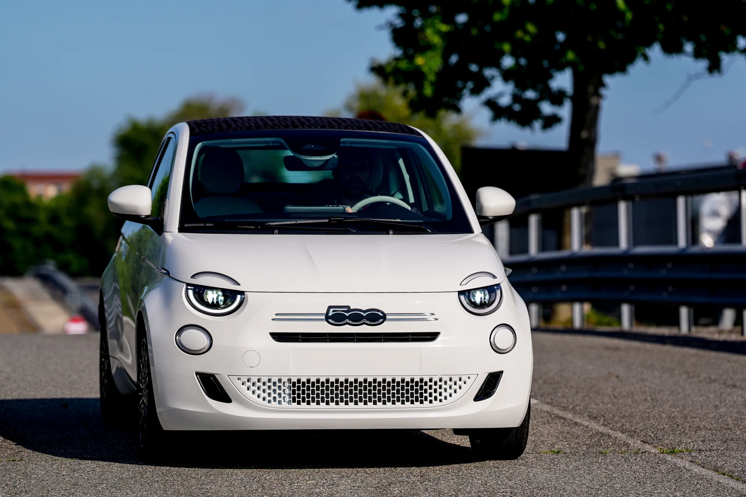 auto.pub Fiat 500 Hybrid 10.07.25