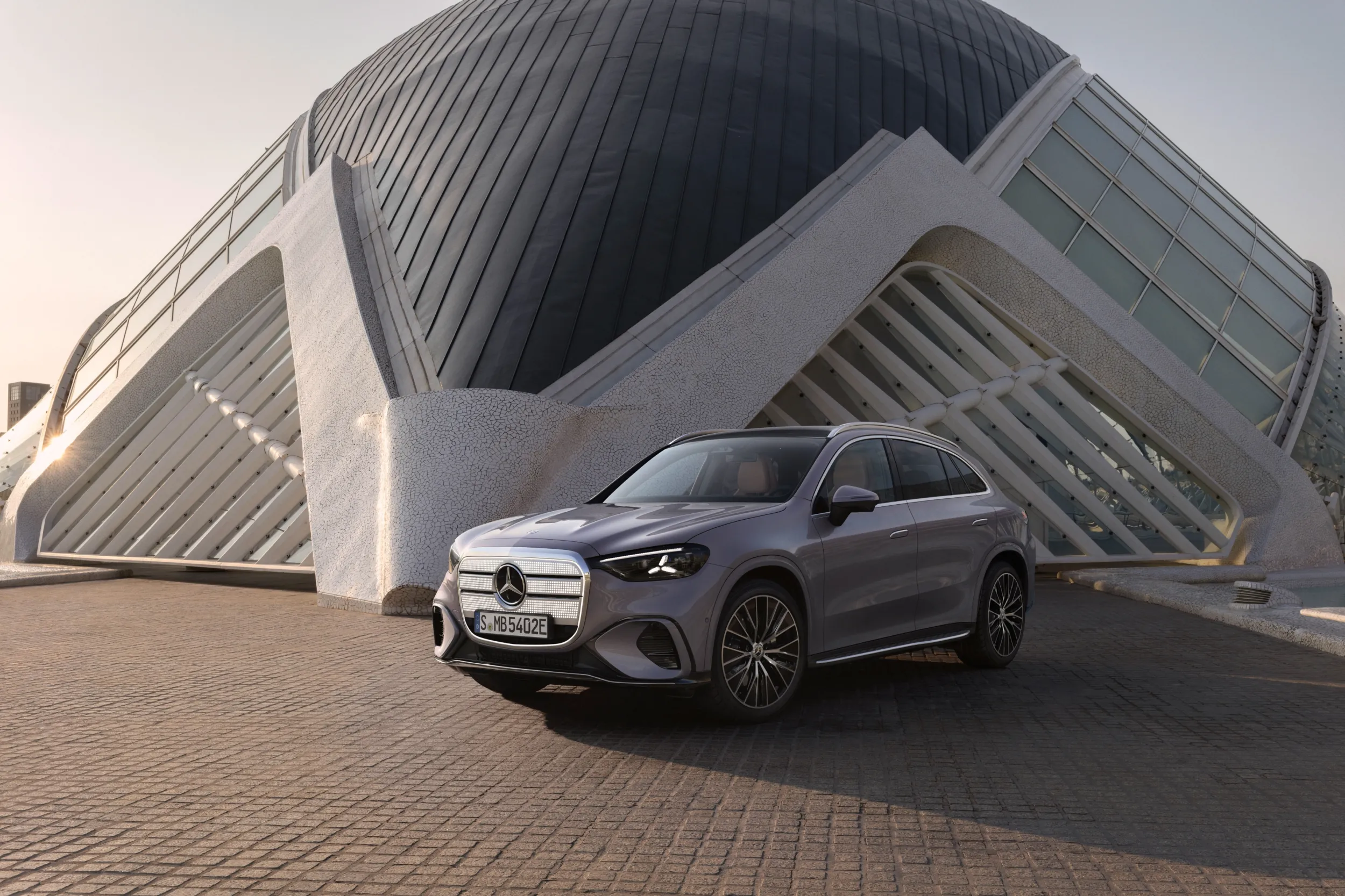 auto.pub Mercedes-Benz GLC with EQ Technology 08.09.25