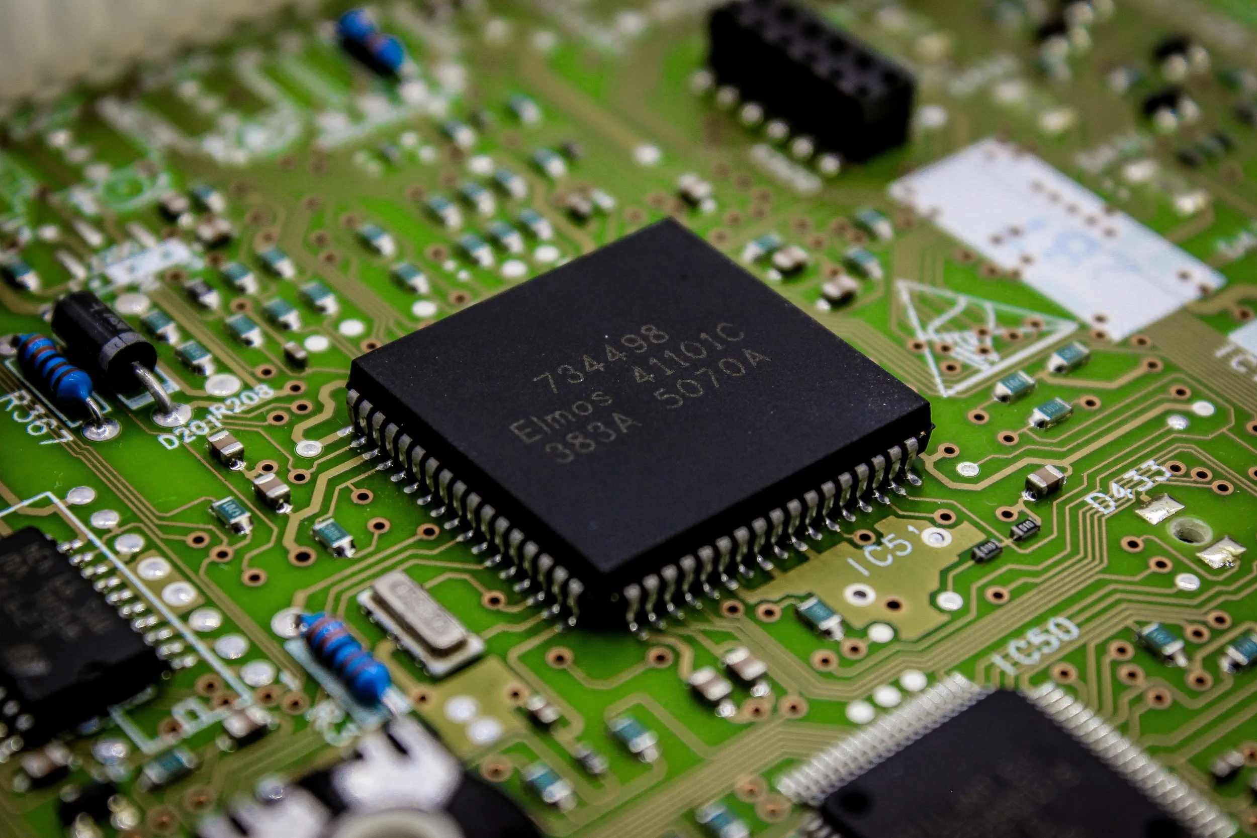 auto.pub Microchip 11.03.26