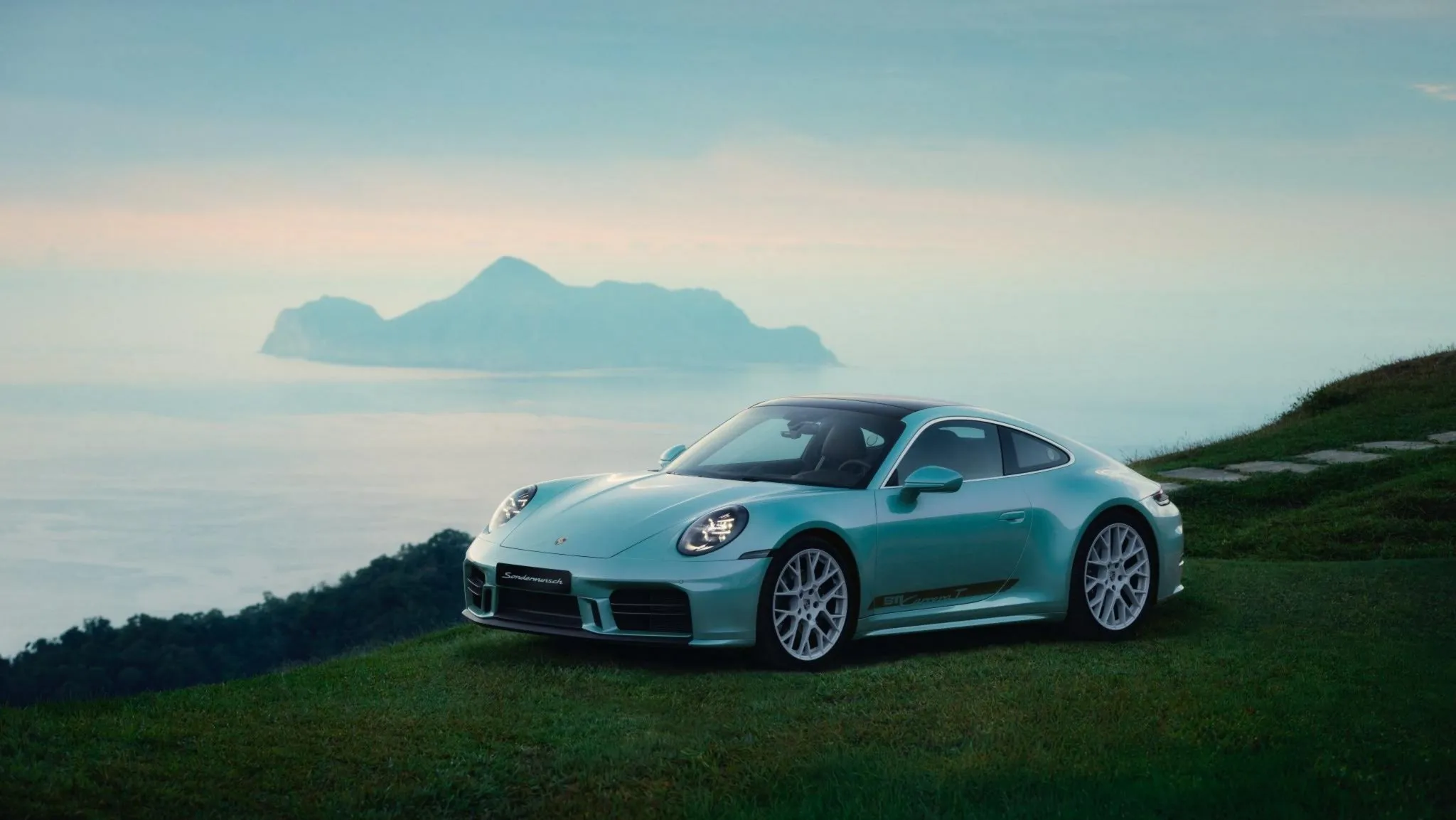 auto.pub Porsche 911 Carrera T “Formosa” 09.12.25