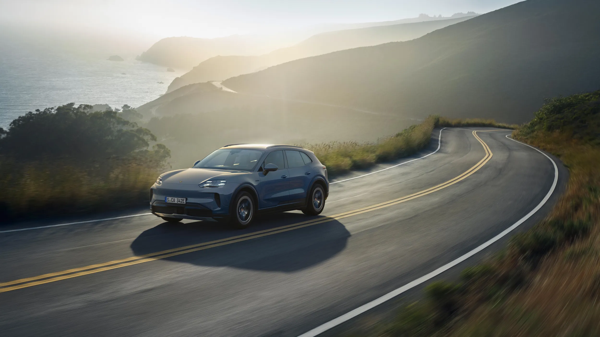 auto.pub Porsche Cayenne S Electric 11.03.26