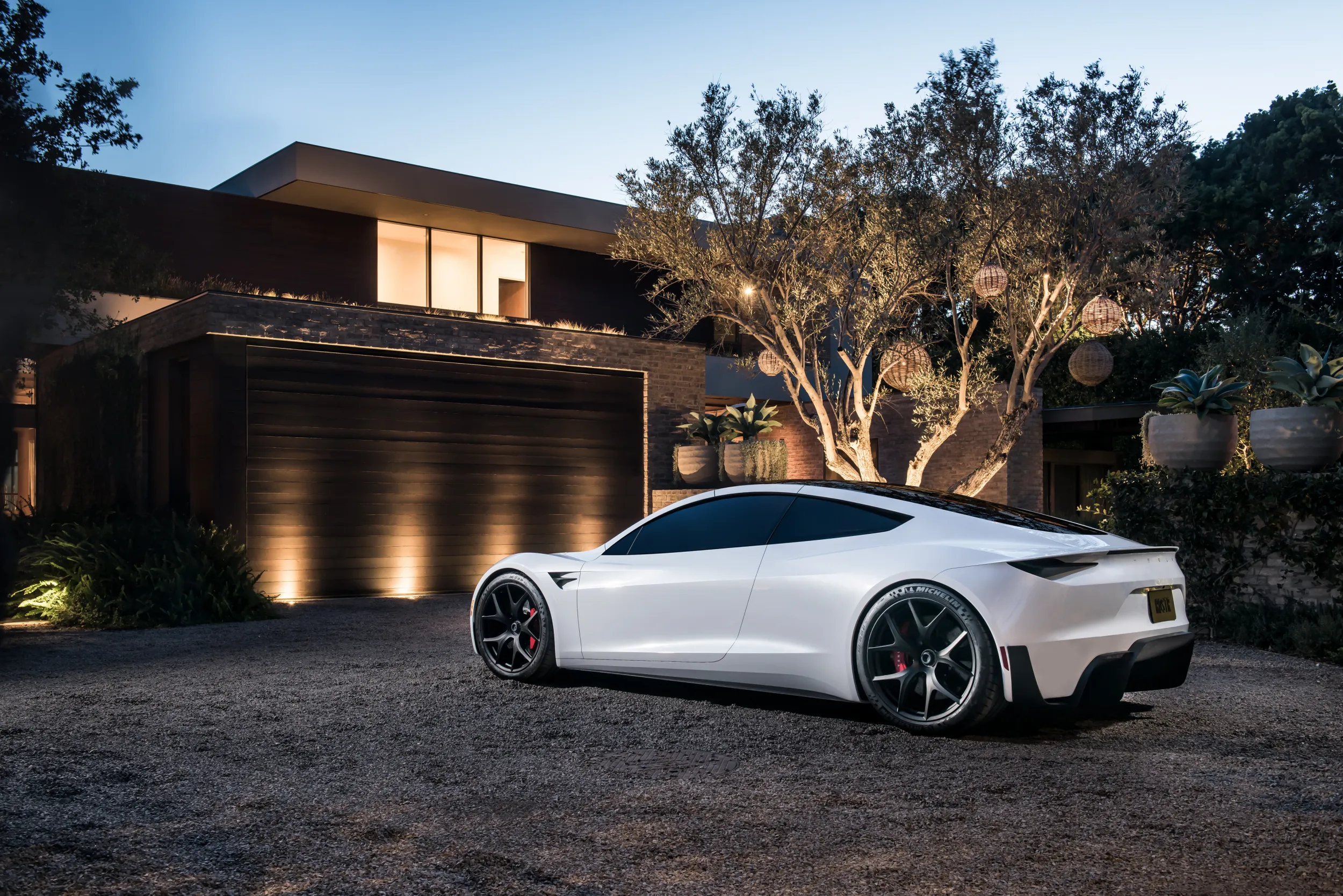 auto.pub Tesla Roadster 26.03.25