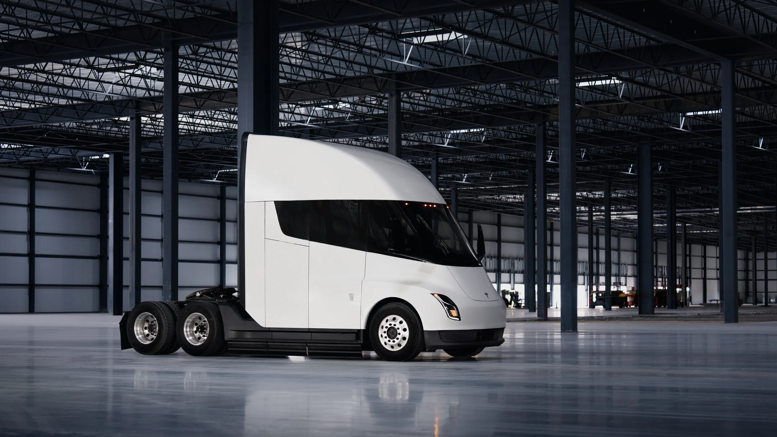 auto.pub Tesla Semi 09.02.26