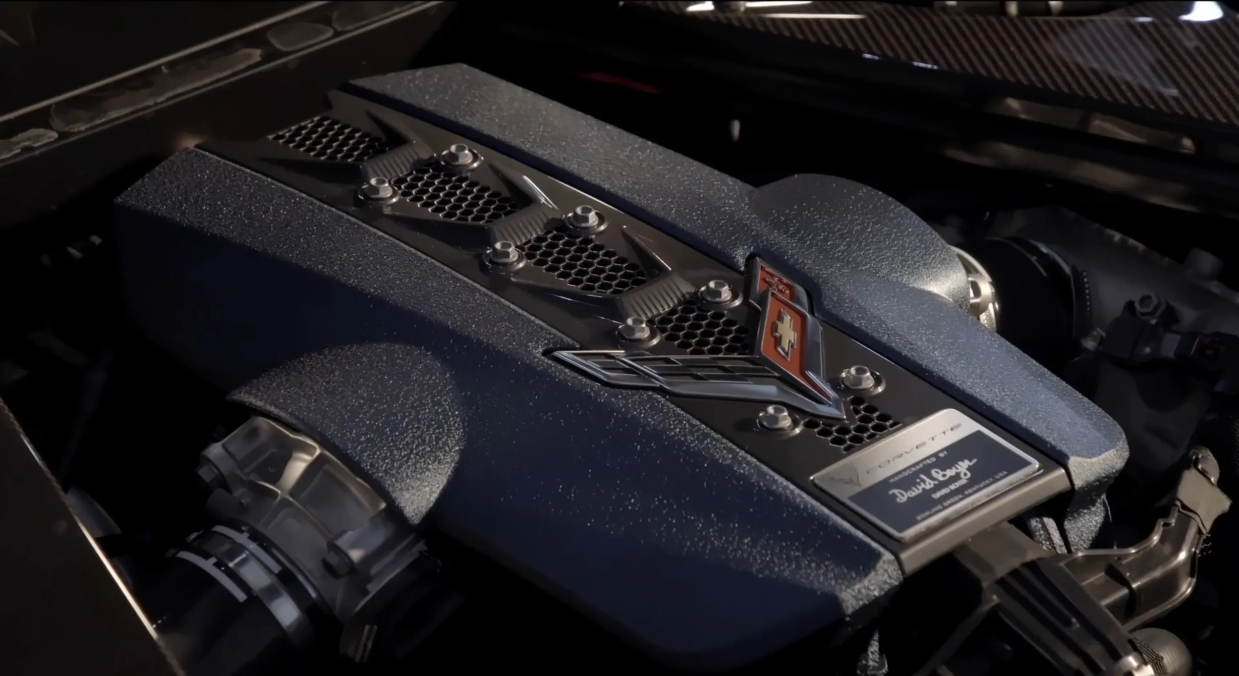 auto.pub V8 engine 13.11.25