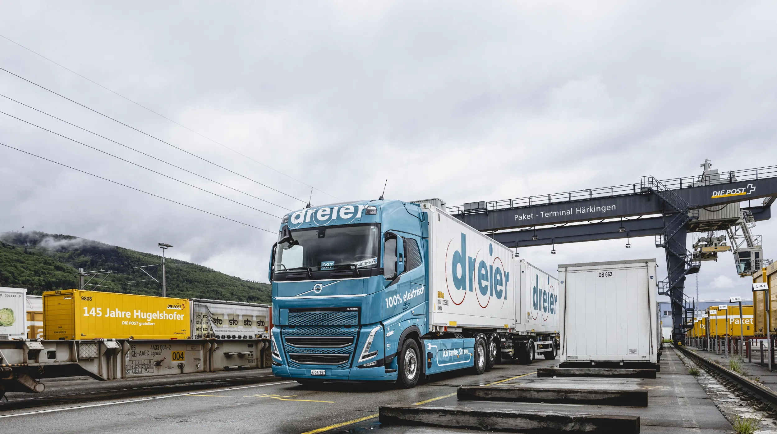 auto.pub Volvo’s electric trucks reach 250 million kilometers 28.10.25