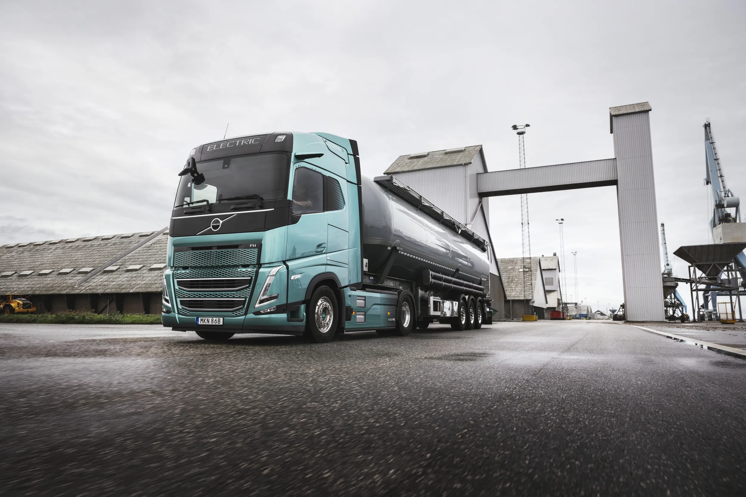auto.pub Volvo electric trucks 16.04.26