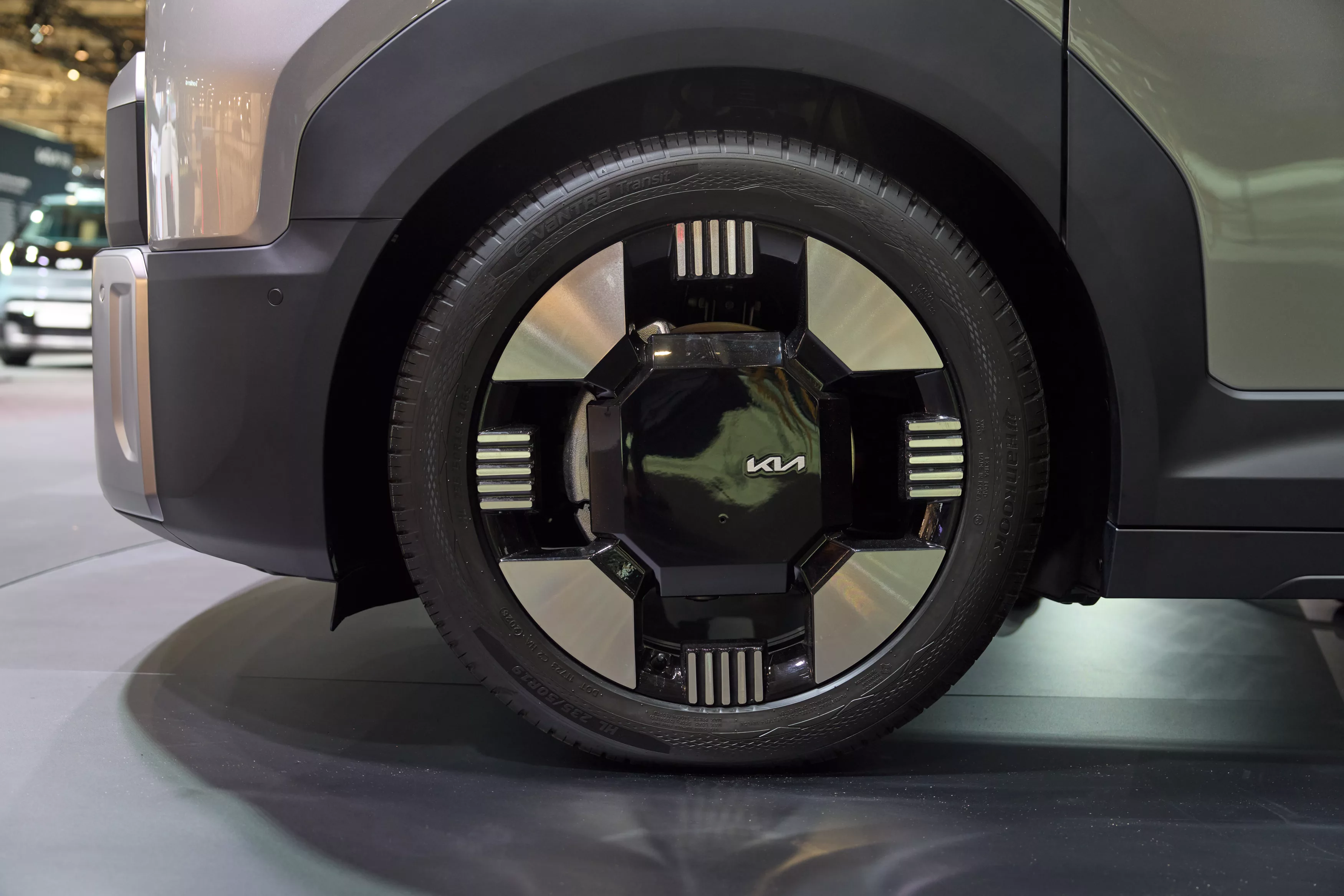 Kia PV7