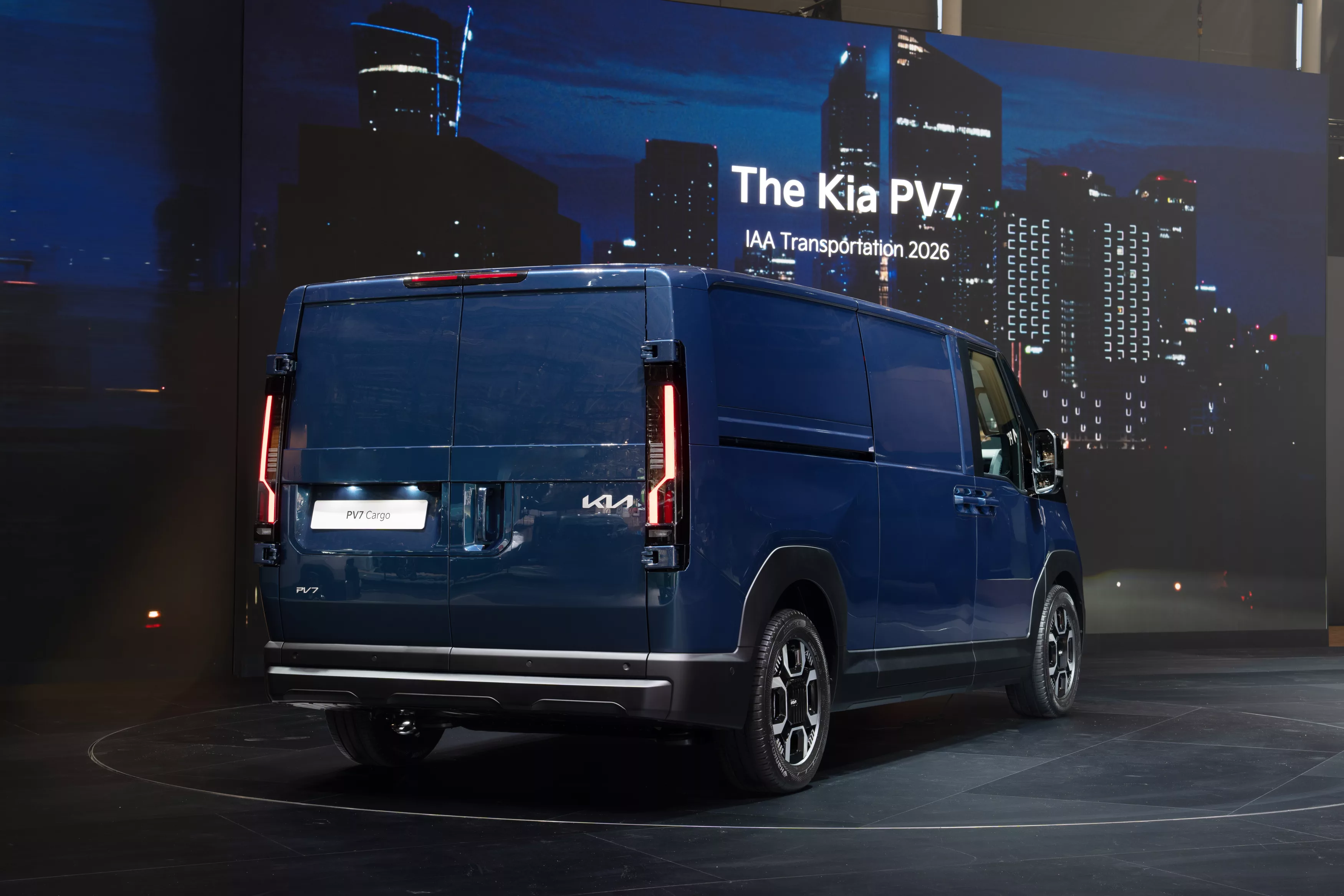 Kia PV7