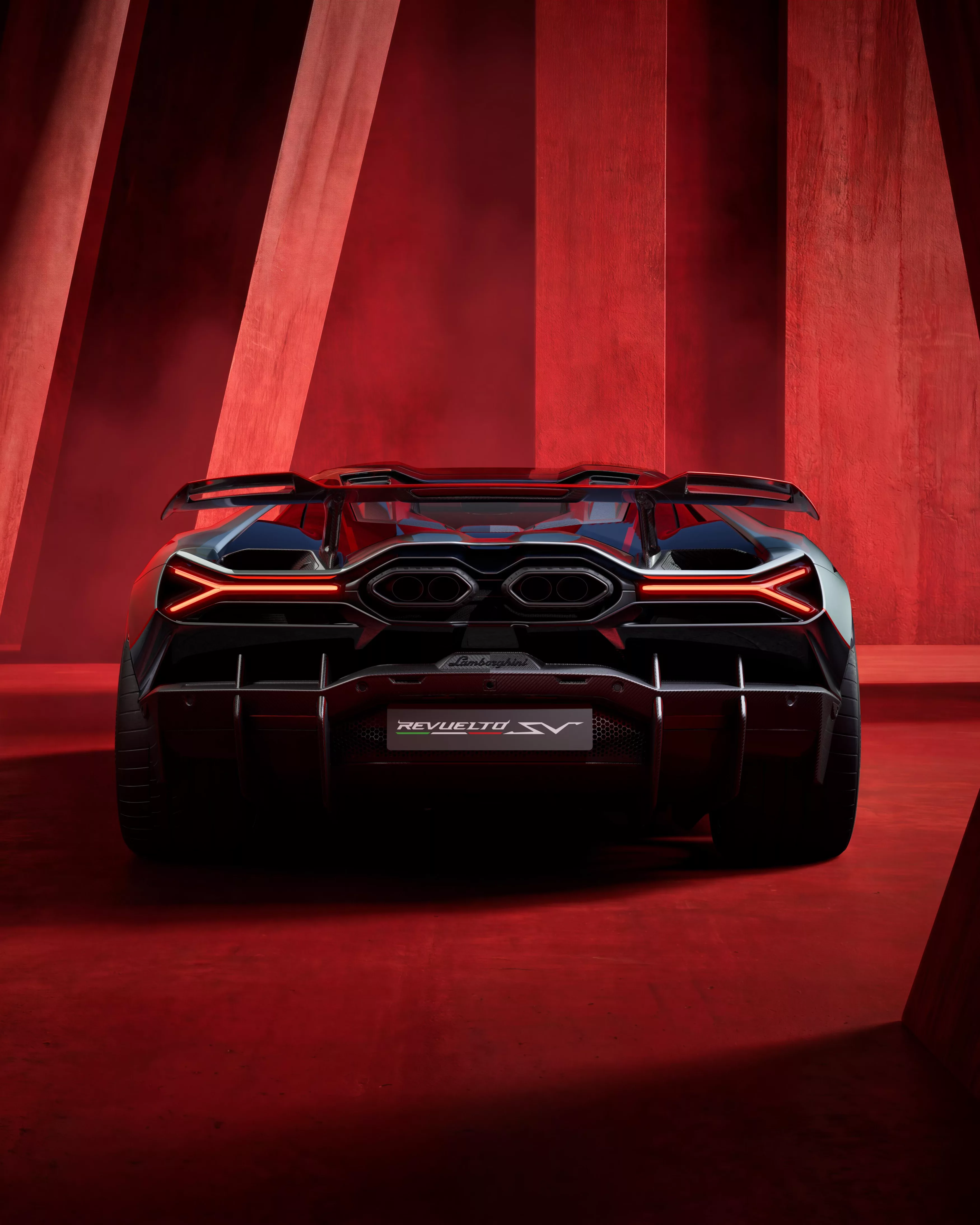Lamborghini Revuelto SV