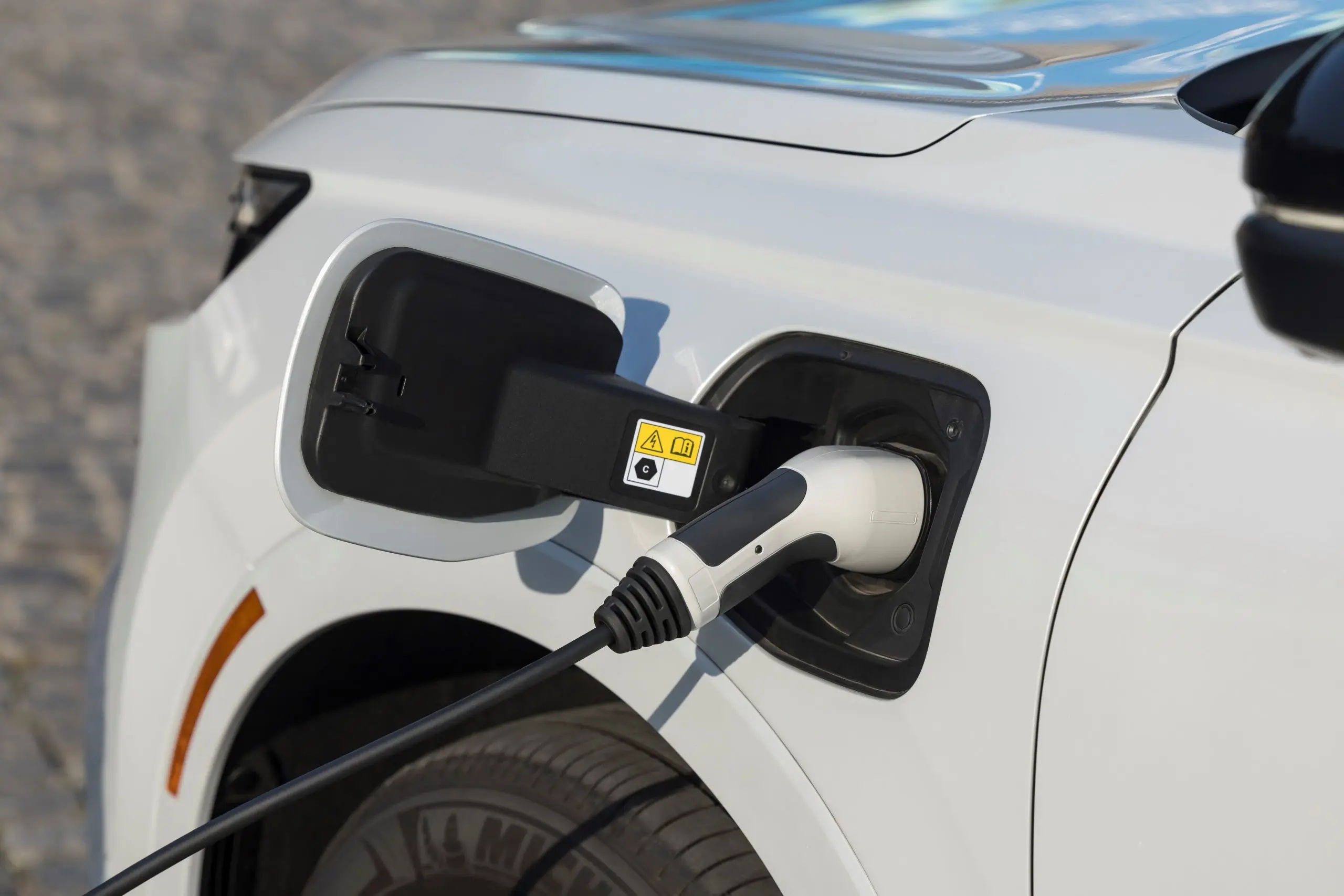 Elektriauto valikul domineerib ratsionaalsus: esikohal on sõiduulatus ja laadimismugavus