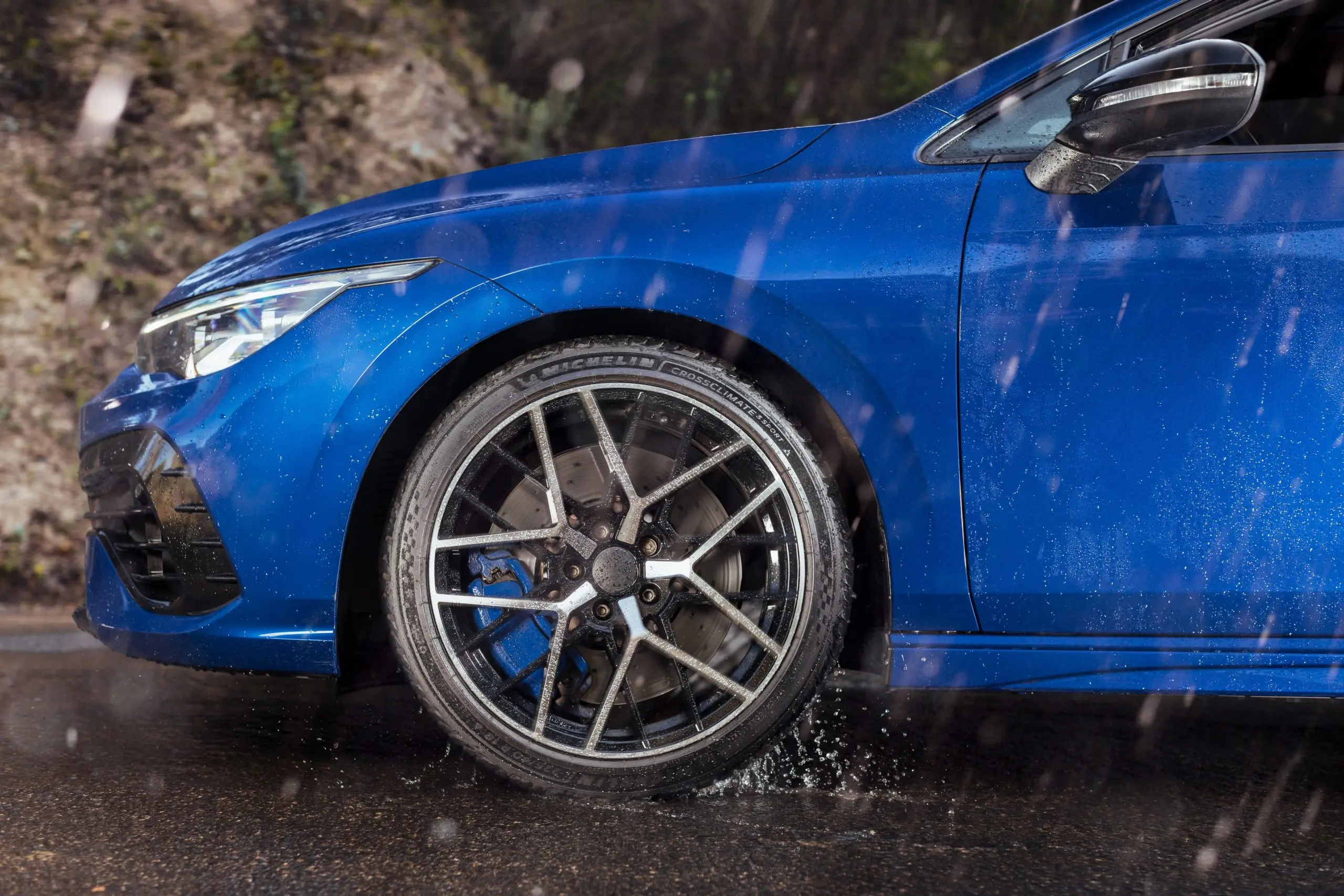 Michelin leiutas autojalatsid igaks aastaajaks, ilmaks ja tujuks