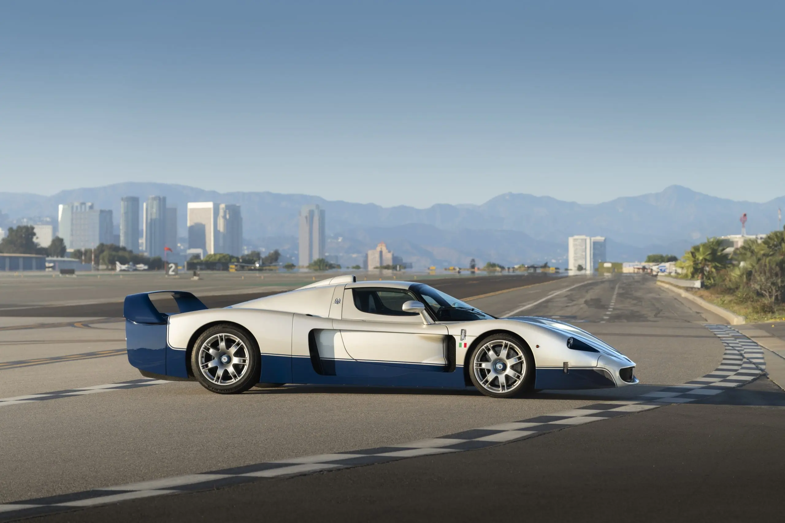 Maserati MC12 Stradale müüdi rekordhinnaga: nostalgia ja haruldus maksavad endiselt