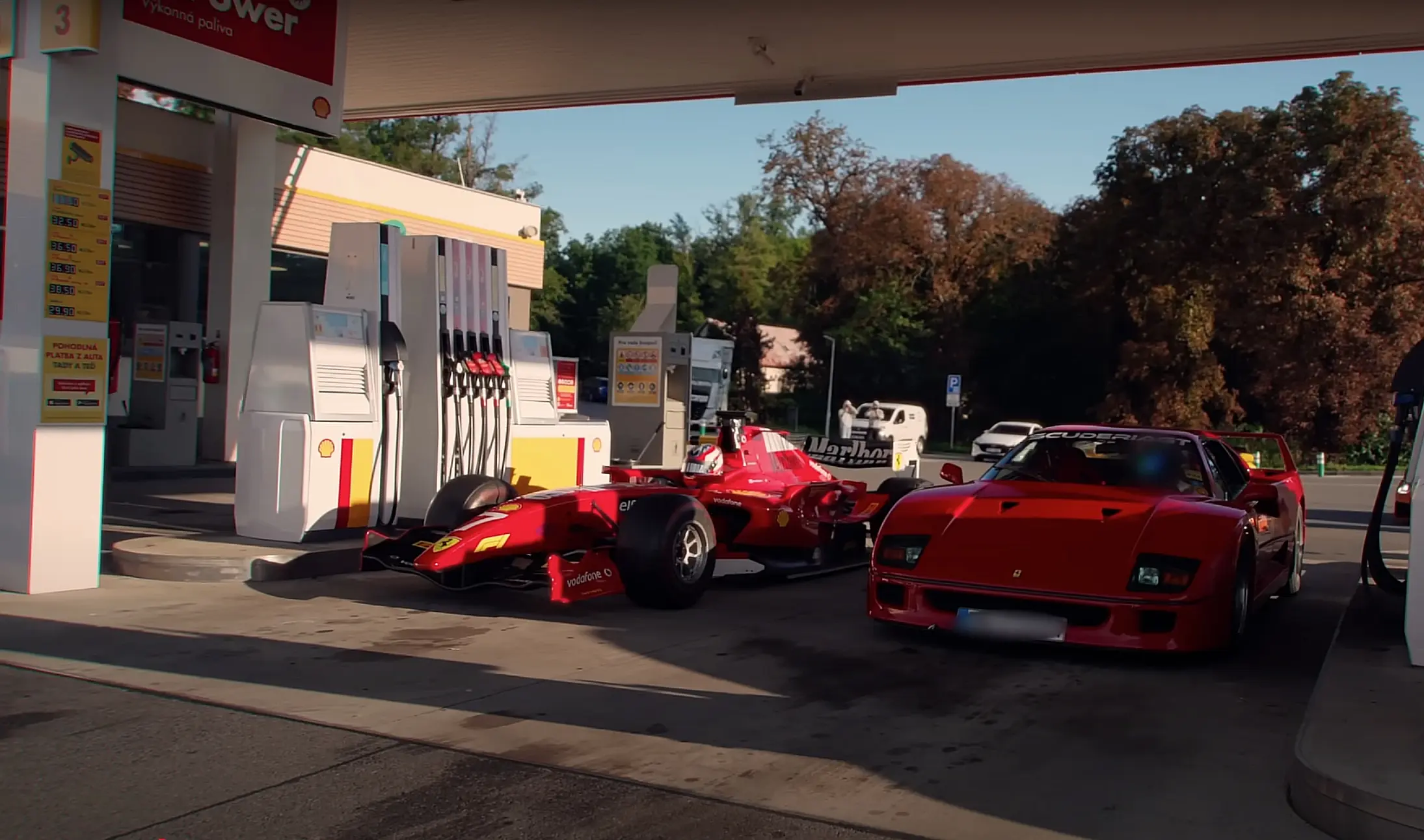 Kummituslik Ferrari vormel paljastatud: kuue aasta jooksul politseid ninapidi vedanud fantoom tabati tanklast