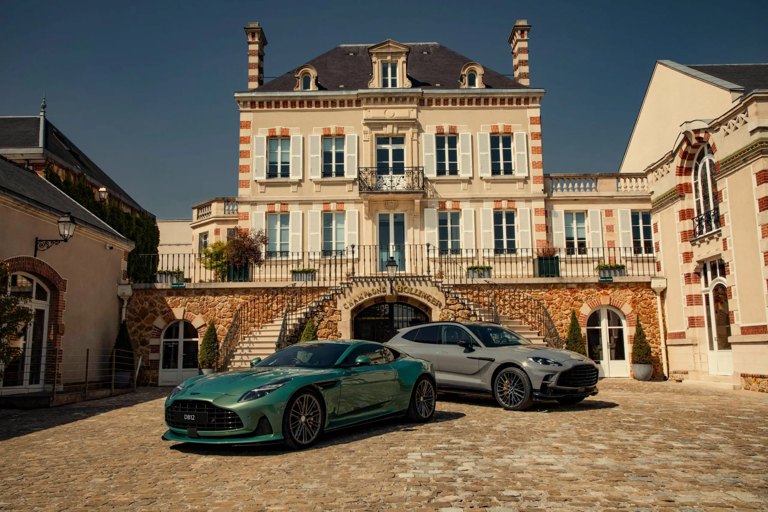 Aston Martin ja Bollinger: luksuse ristabielu turunduse vallas
