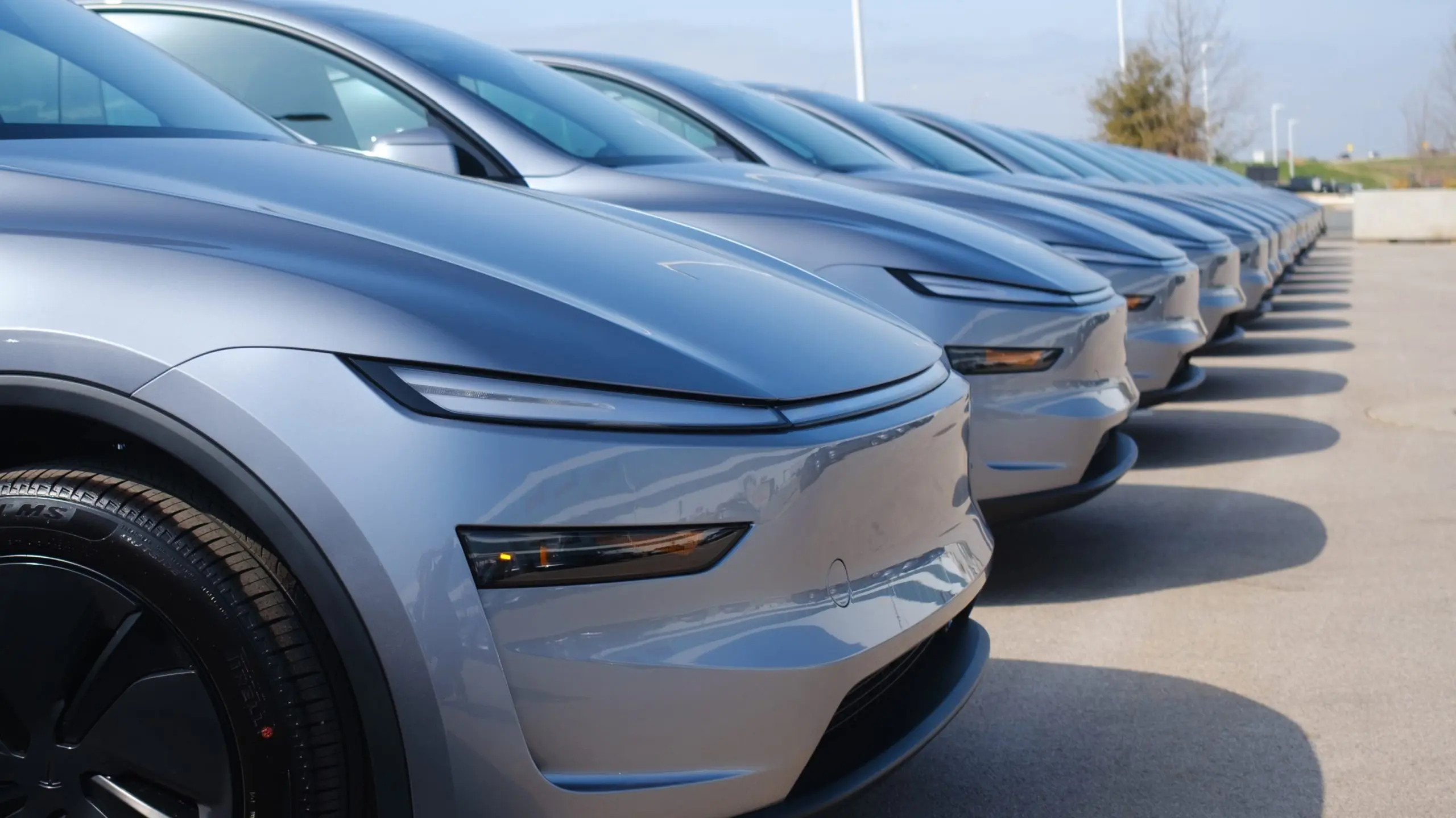 Elektriautode vaimustus jahtub, maailm vaatab sisepõlemismootorite poole