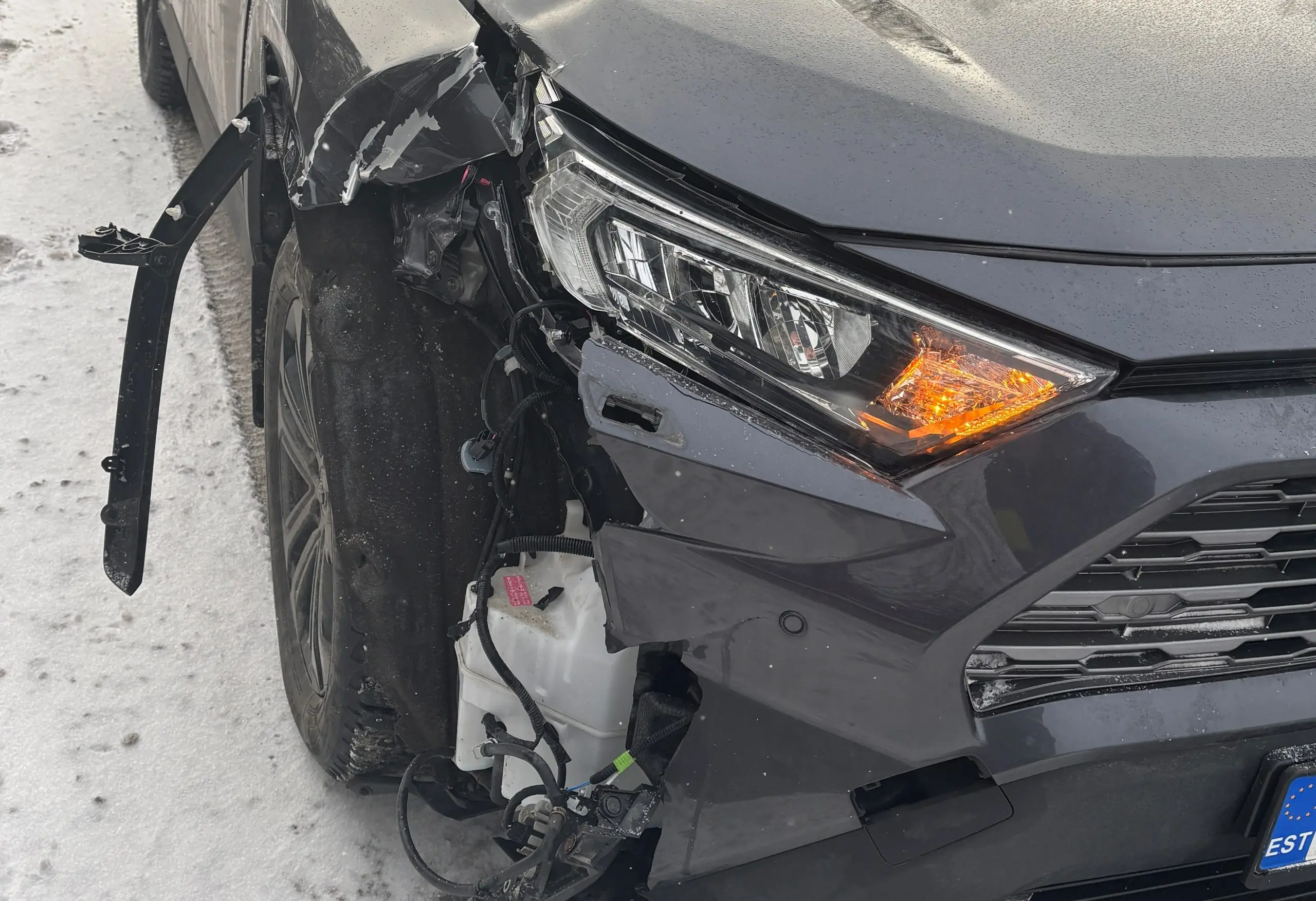 Põlvamaal autolt löögi saanud eakas naine suri haiglas