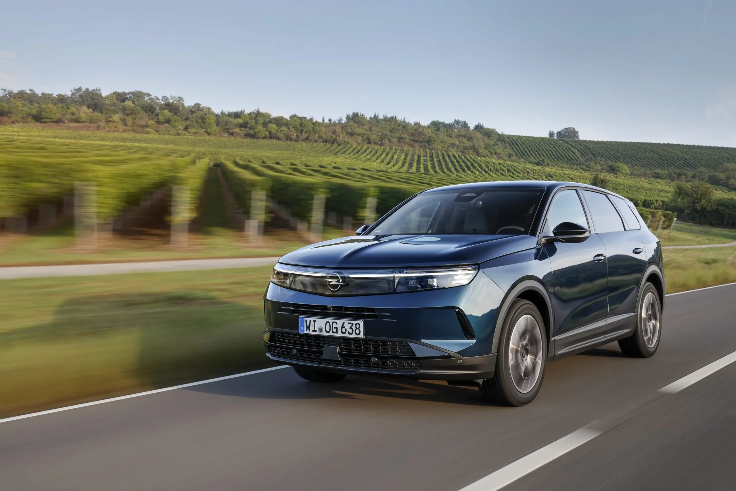 Opel Grandland: elektrifitseeritud pereauto uues kuues
