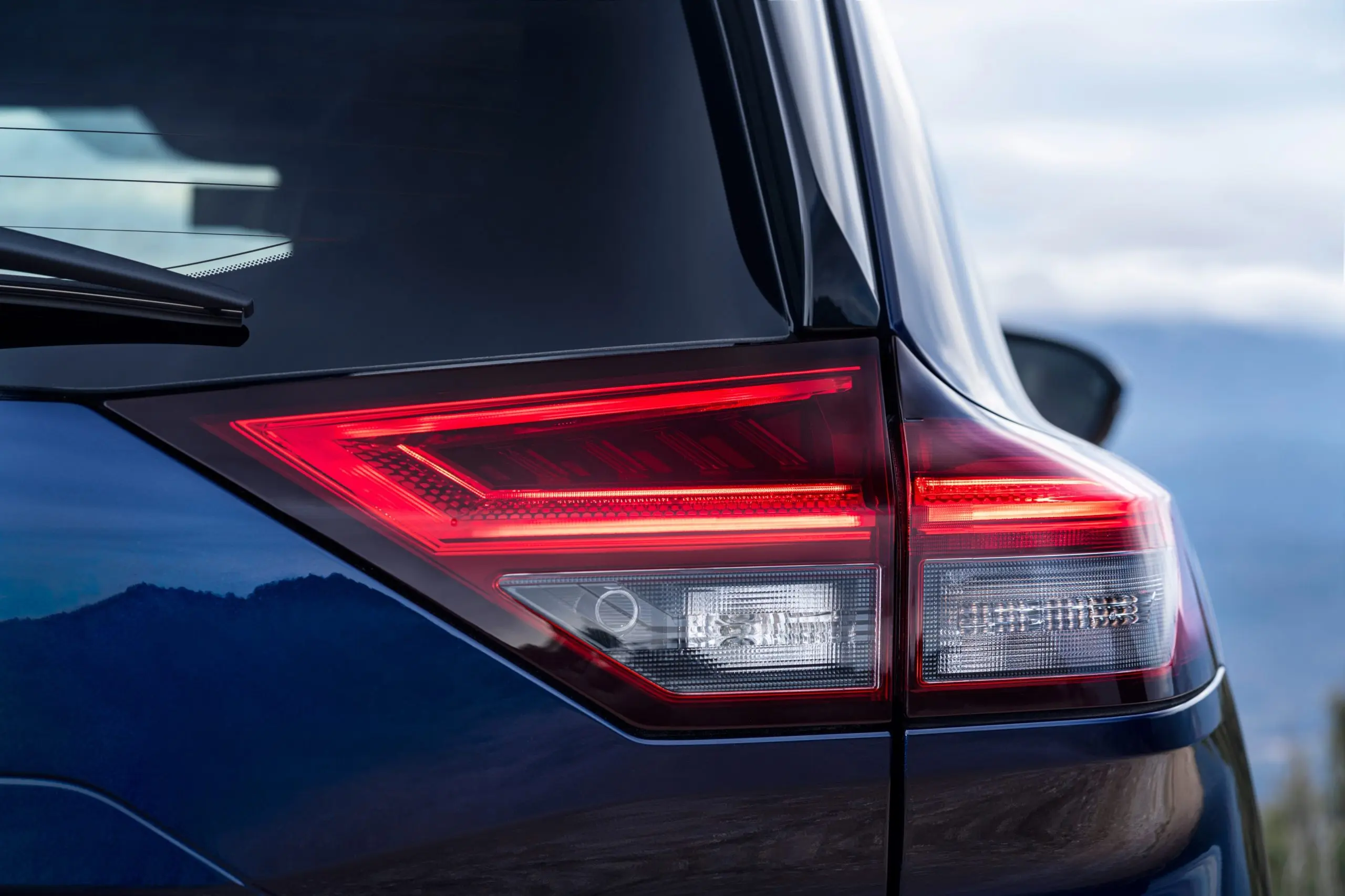Euroopa autoturg pöördus veebruaris taas kasvule, müüki vedasid elektriautod