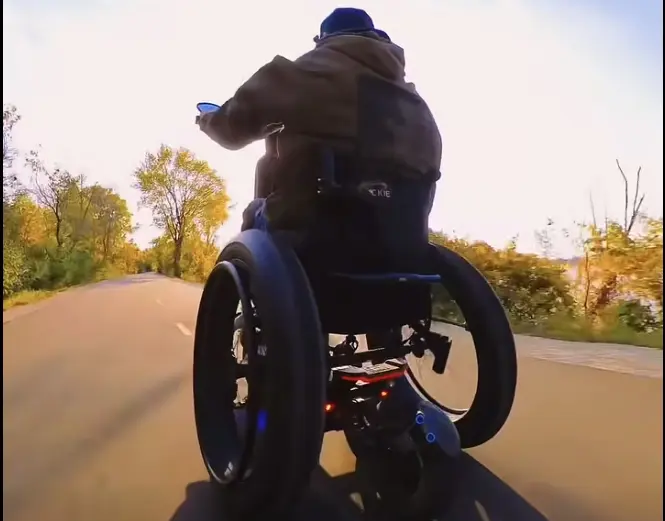 Ratastooliga üle 100 km/h