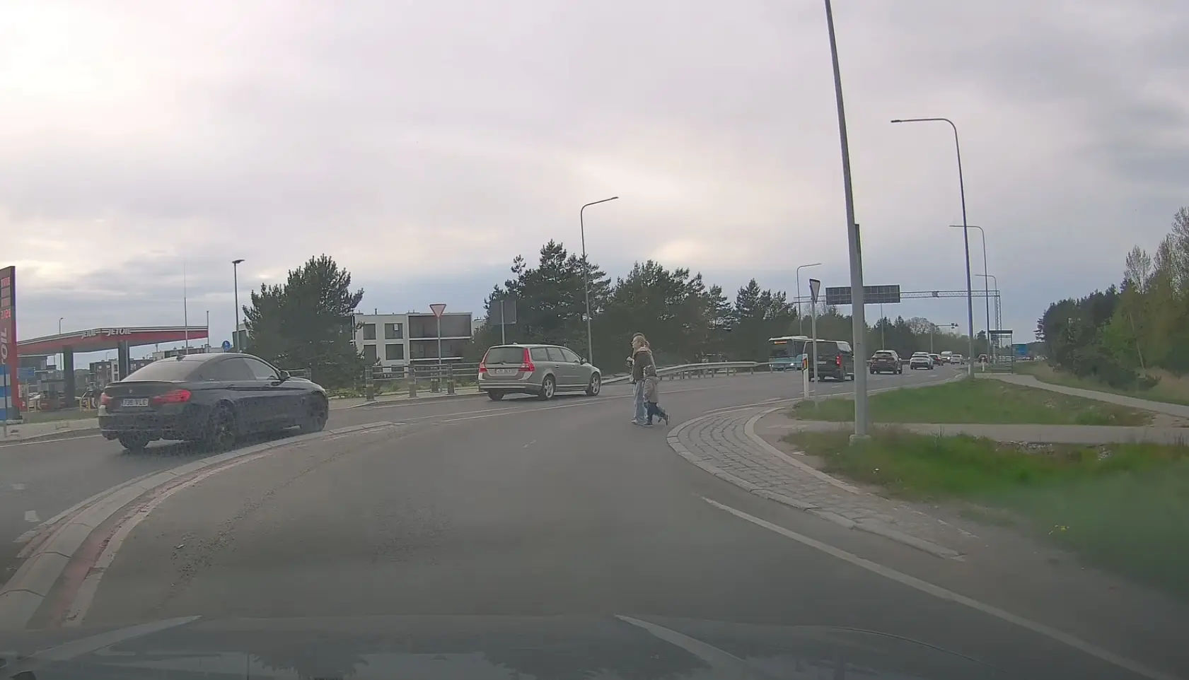 Peab siis üle laskma või ei pea?