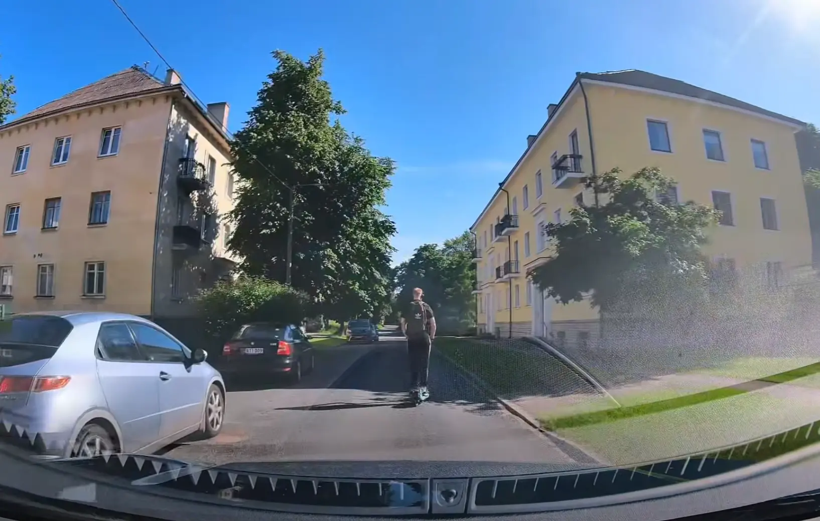 Täna ei sõida minust mööda mitte keegi