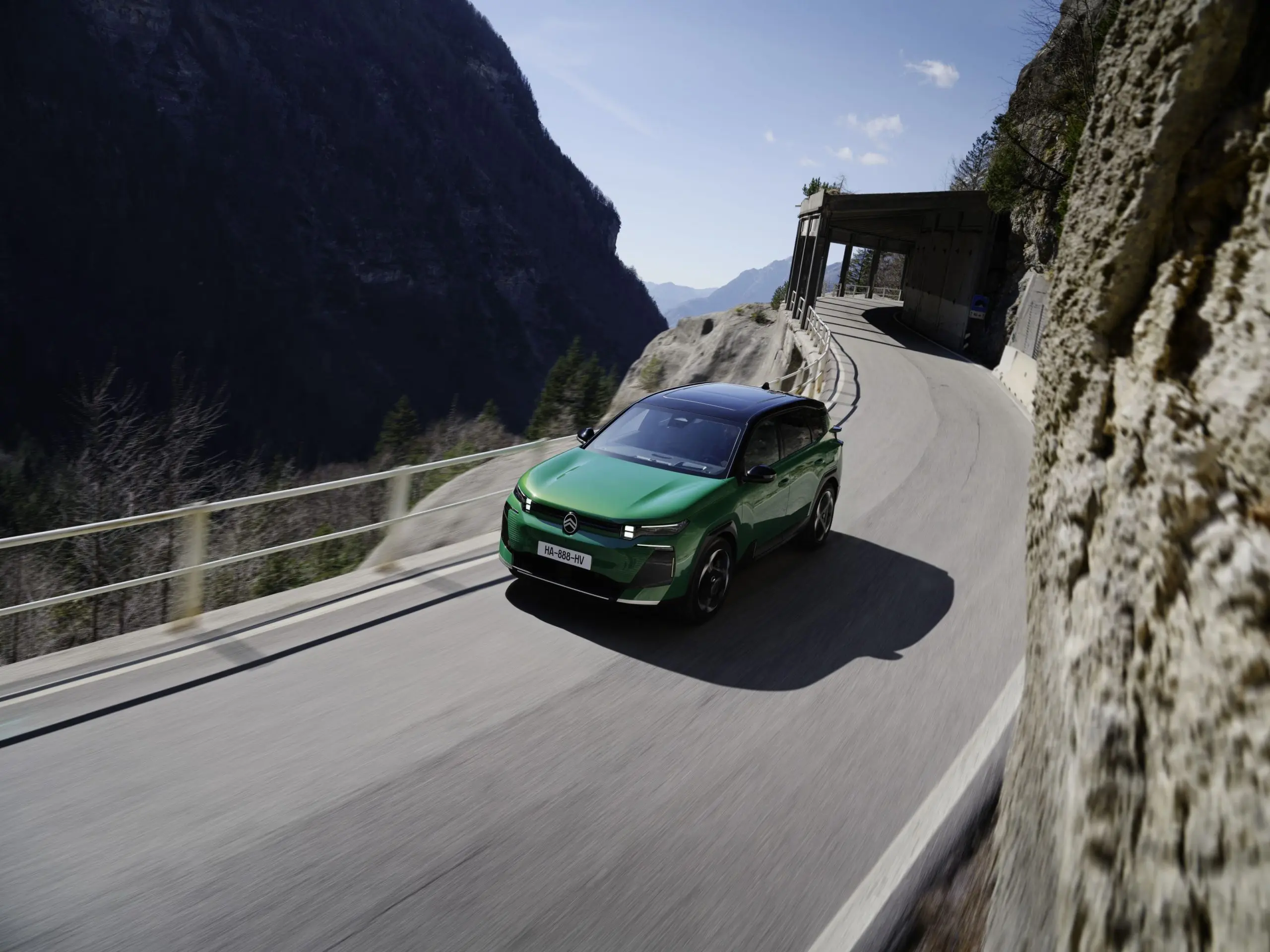 Citroën C5 Aircross Hybrid 145: mugav pereauto, mis peab vahel üle oma varju hüppama