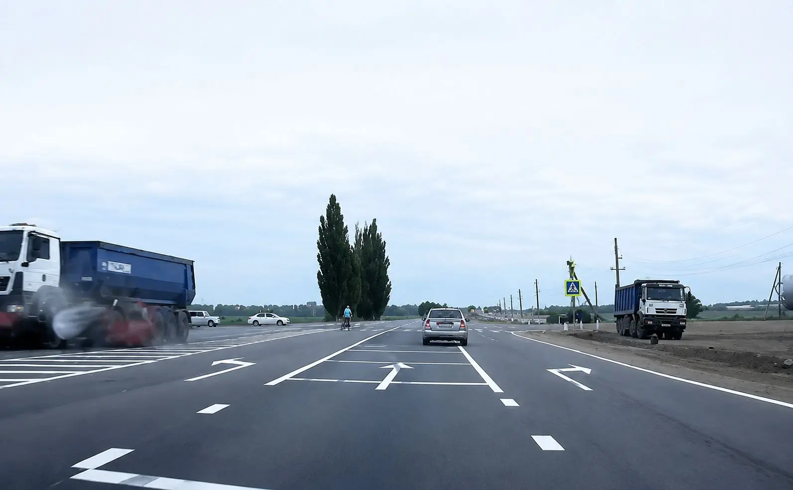 Sõiduauto pudenes avariis tolmuks