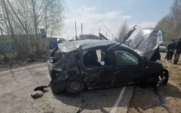 Püüdes päästa kassi elu tegi ränga avarii milles suri aasta vanune laps. Kass ka ei pääsenud