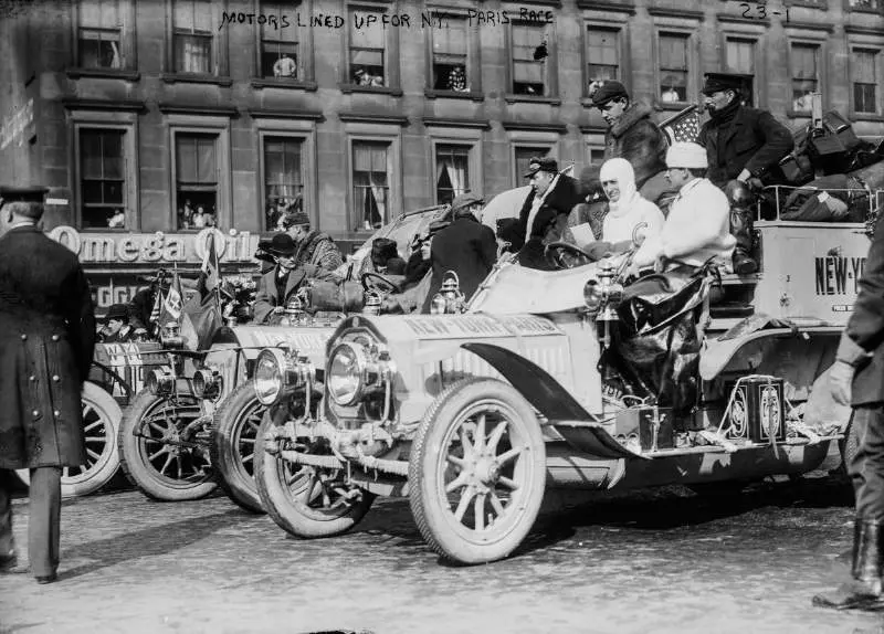 Ajaloo suurim autode võidusõit: 20 000 kilomeetrit mootoriga vankritel