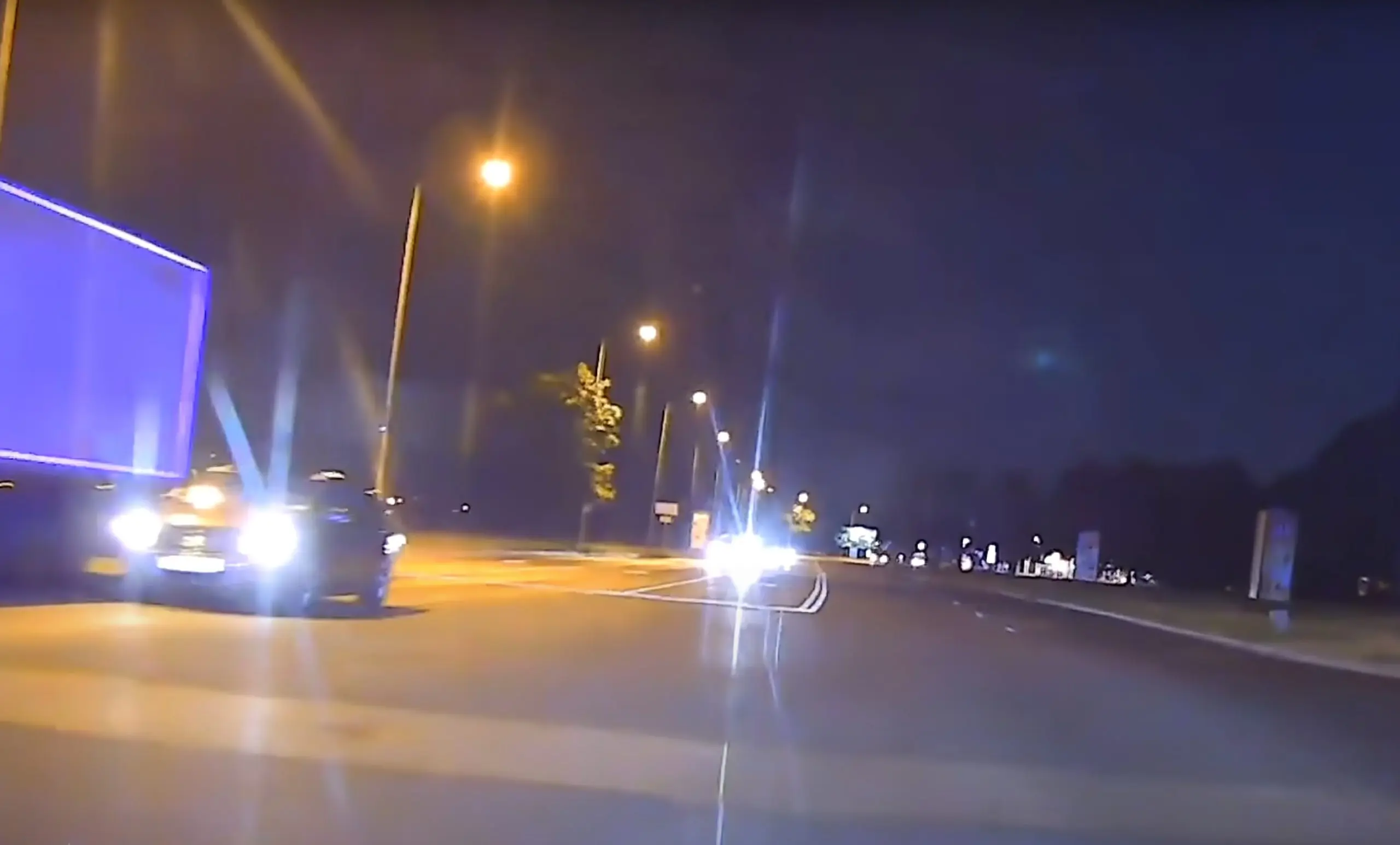 16-aastane lubadeta teismeline põgenes politsei eest 192 km/h kuni auto lõpuks põlema läks