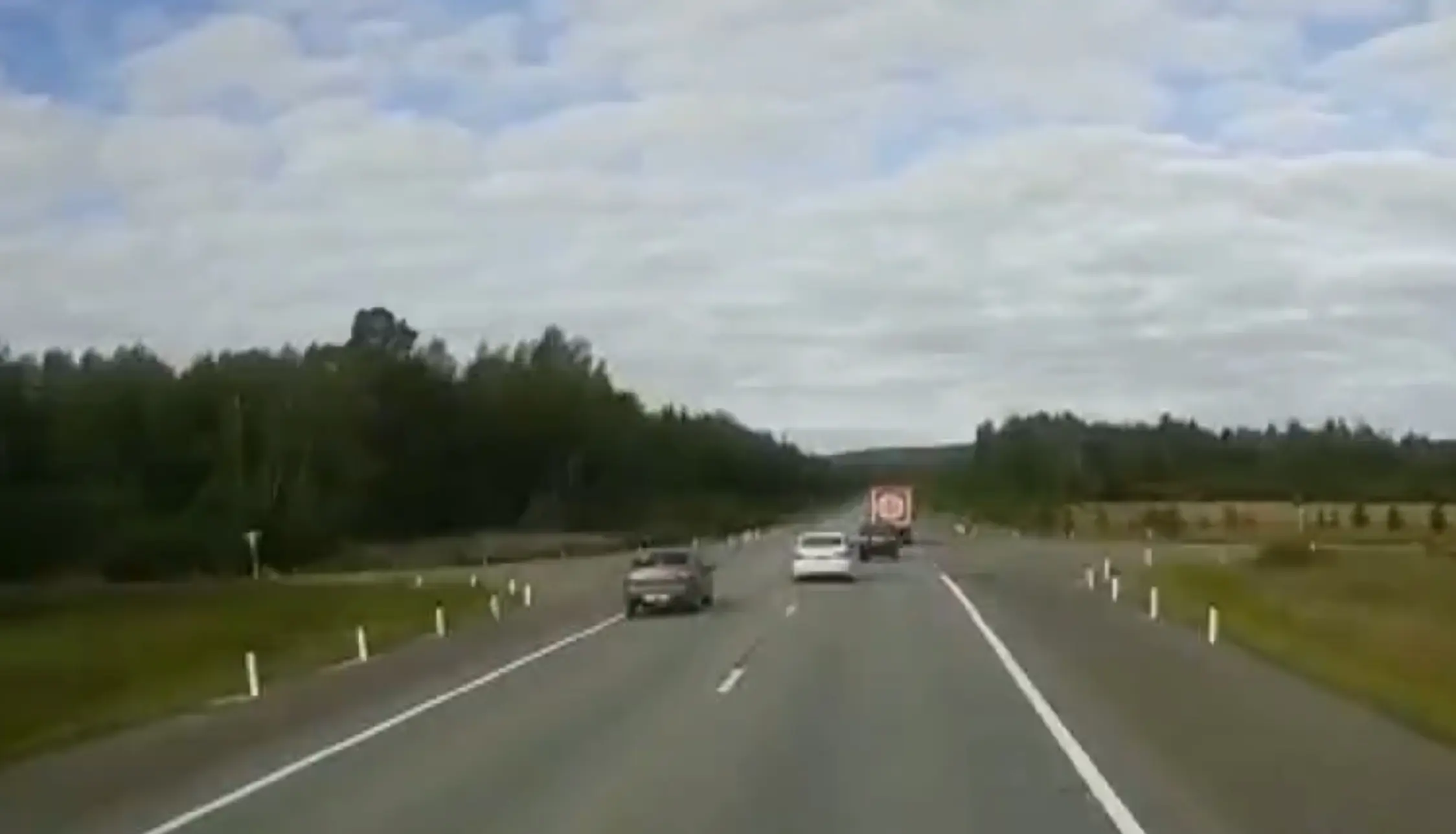 Politseiauto provotseeris raske õnnetuse