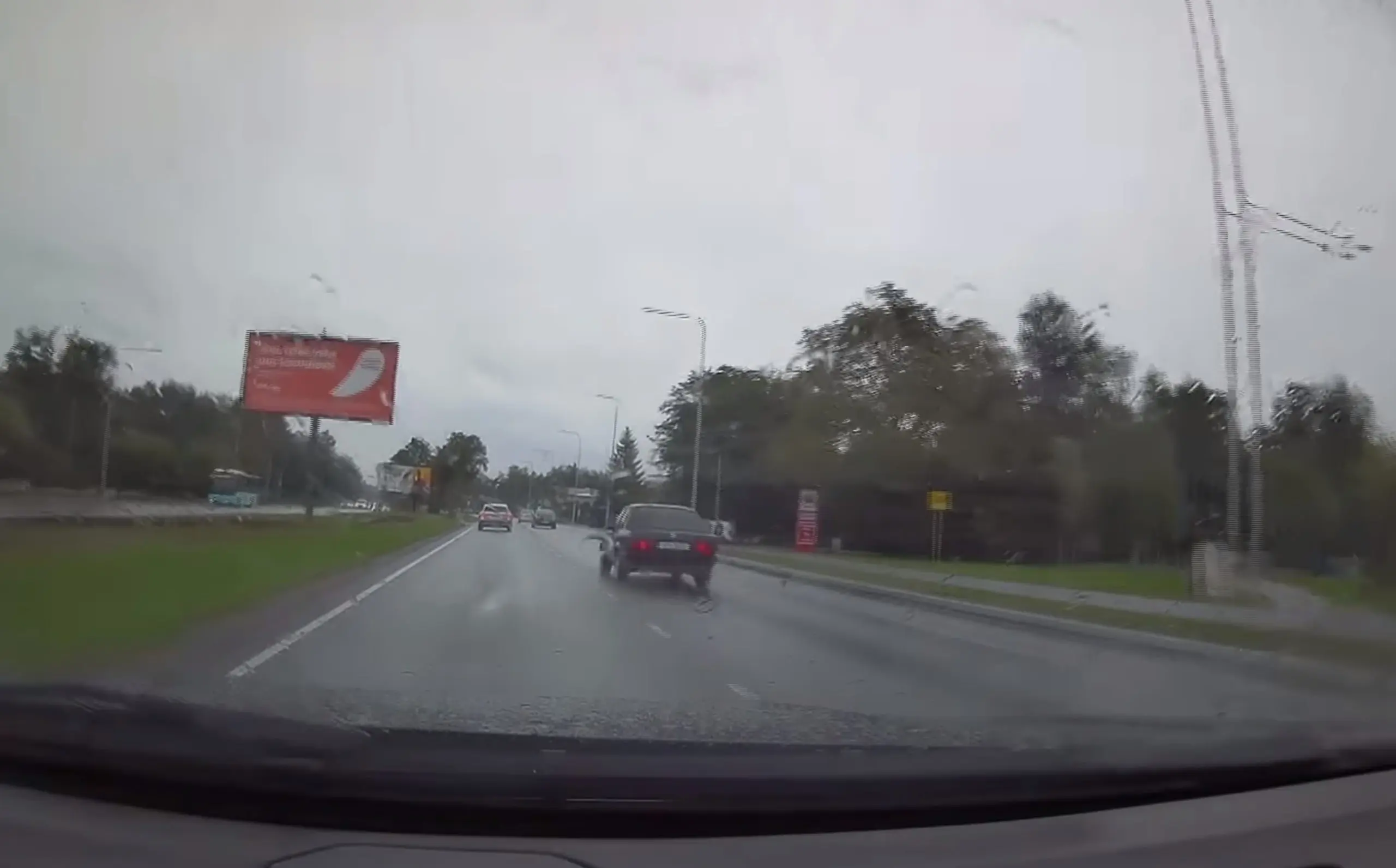 Aga BMW rikkus ka liikluseeskirju