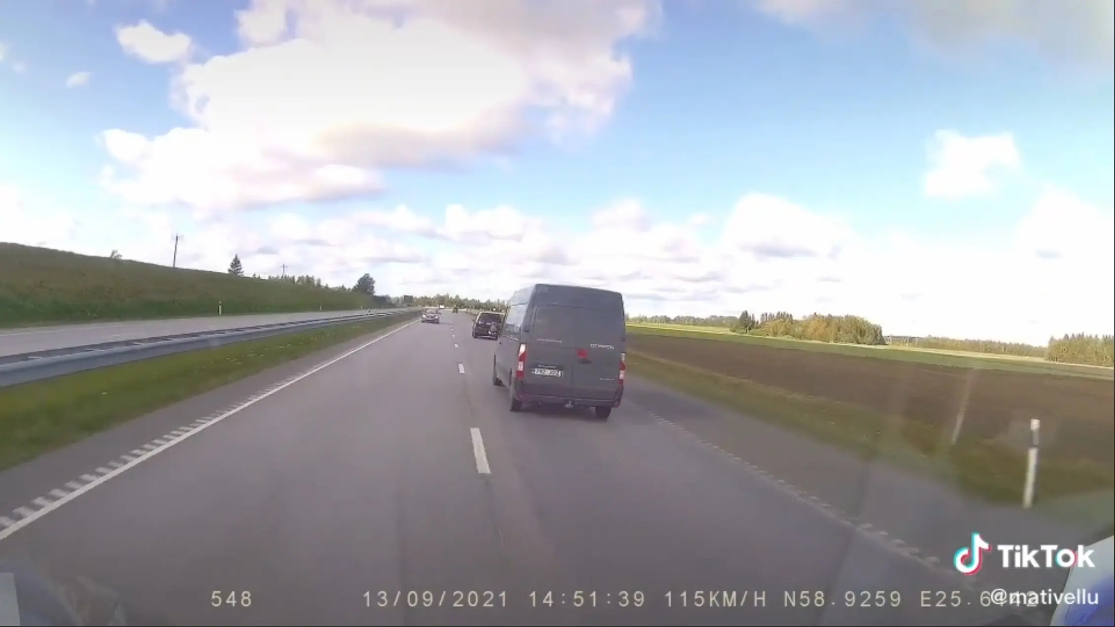 Mida ... (sellest teisest sõnast on pisut raske aru saada)