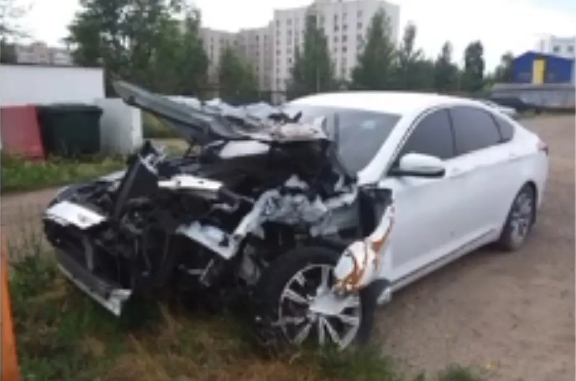 Proua müüb autot: see on lihtsalt üks ebaõnnestunud foto. Ülejäänud auto ideaalses seisus