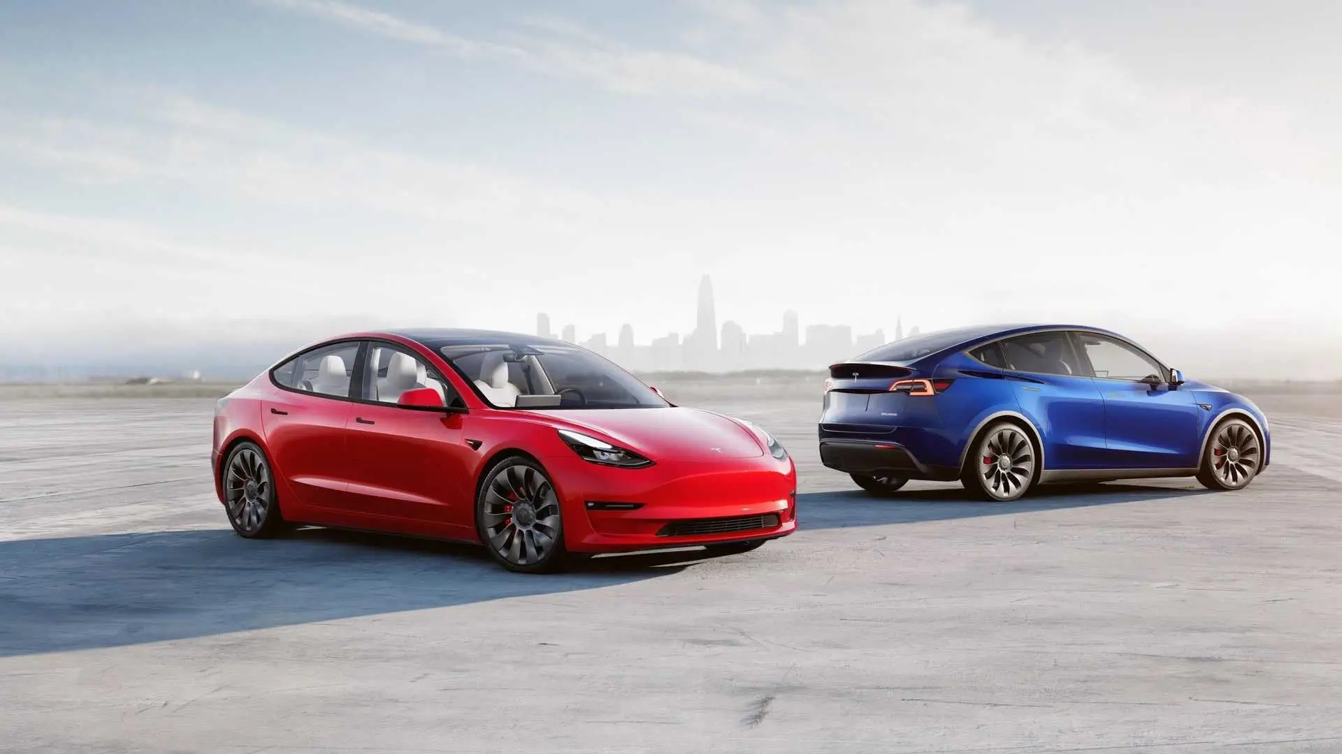 Politsei konfiskeerib Teslasid täiesti eriskummalisel põhjusel