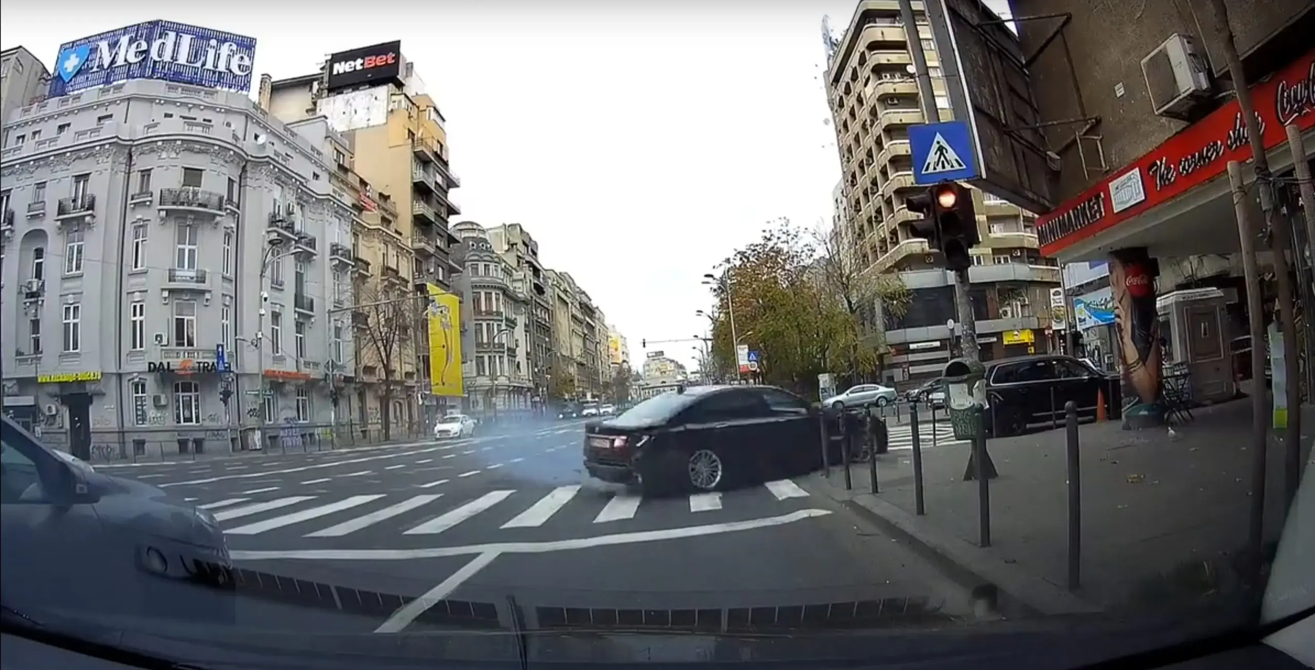 Politsei eest põgenenud BMW tegi raske avarii