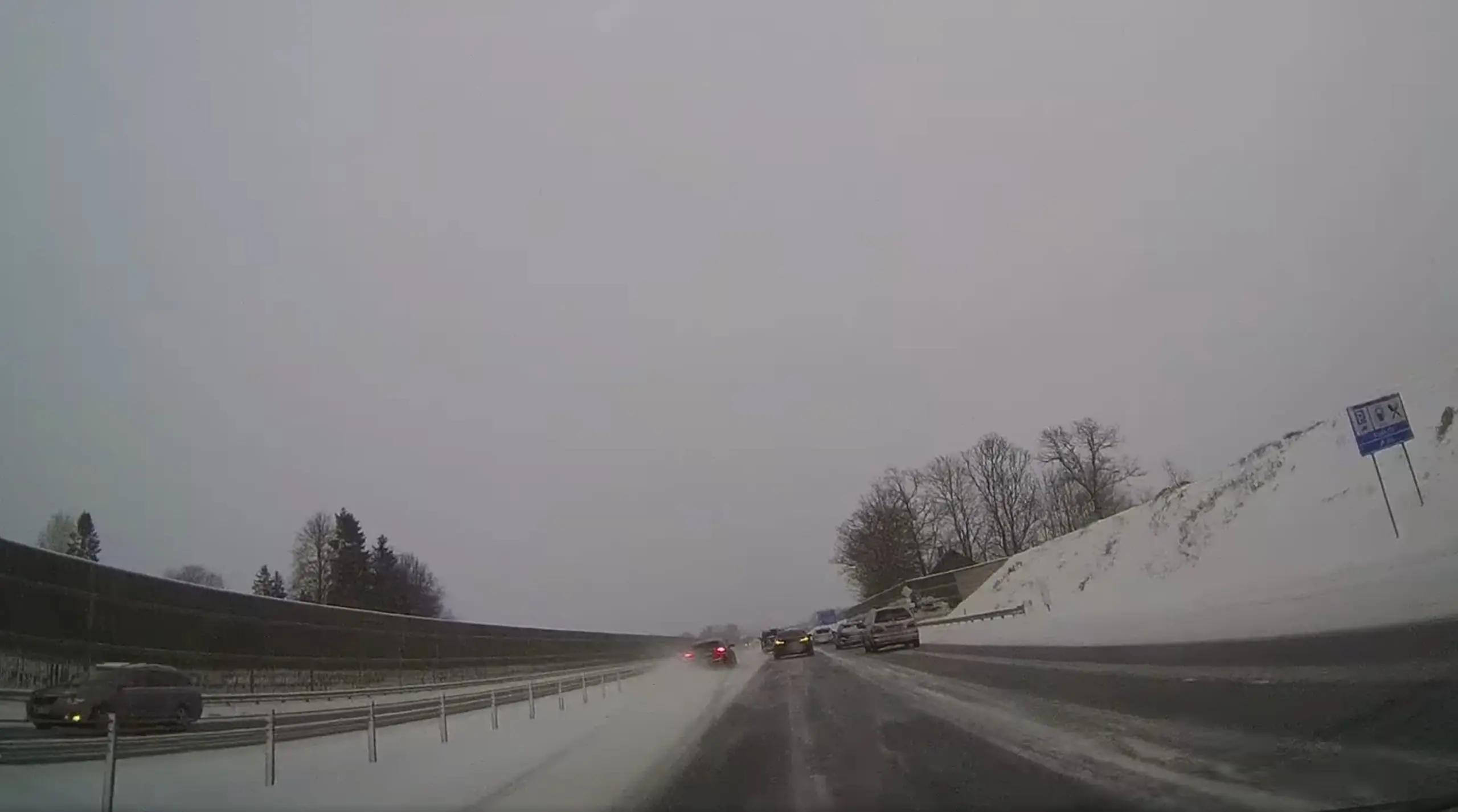 Vaata videolt, mispärast tasub meie lumistel teedel korralikku pikivahet hoida