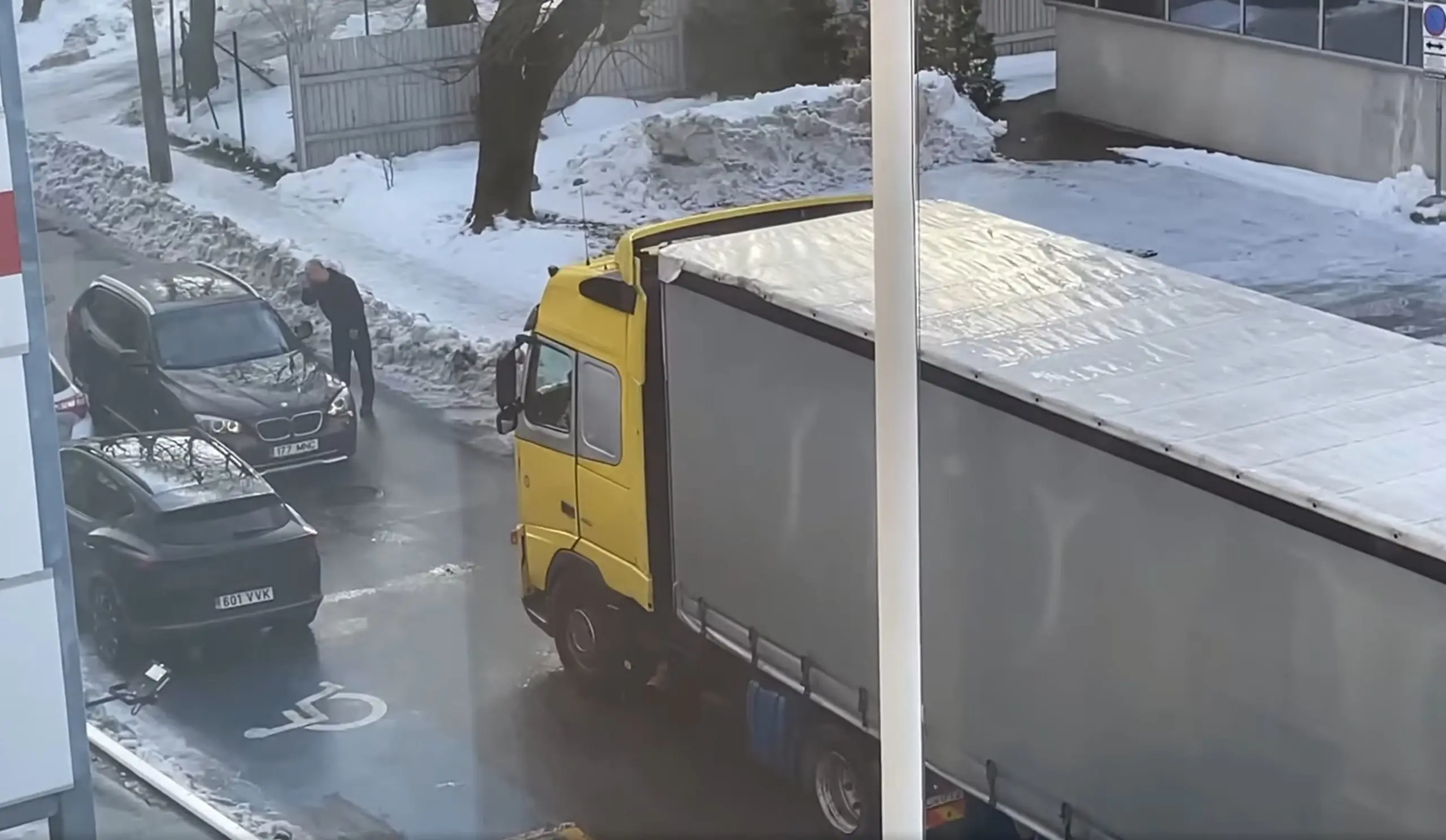 Ka pisike BMW on siiski BMW ja selle juht vajab erimenetlust