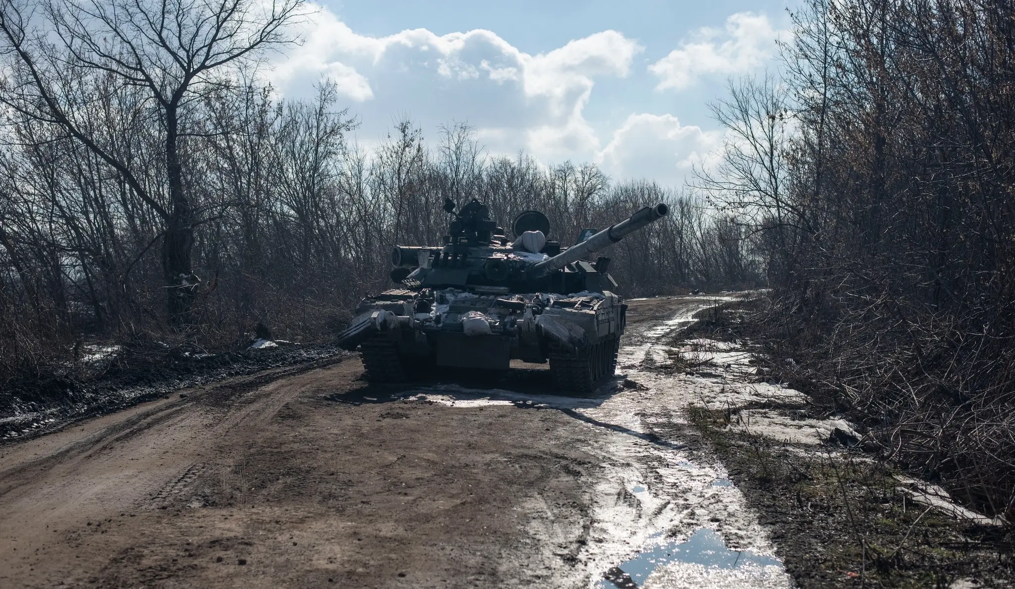 Vene okupant müüs sõdimisest pääsemiseks oma tanki Ukraina sõjaväele