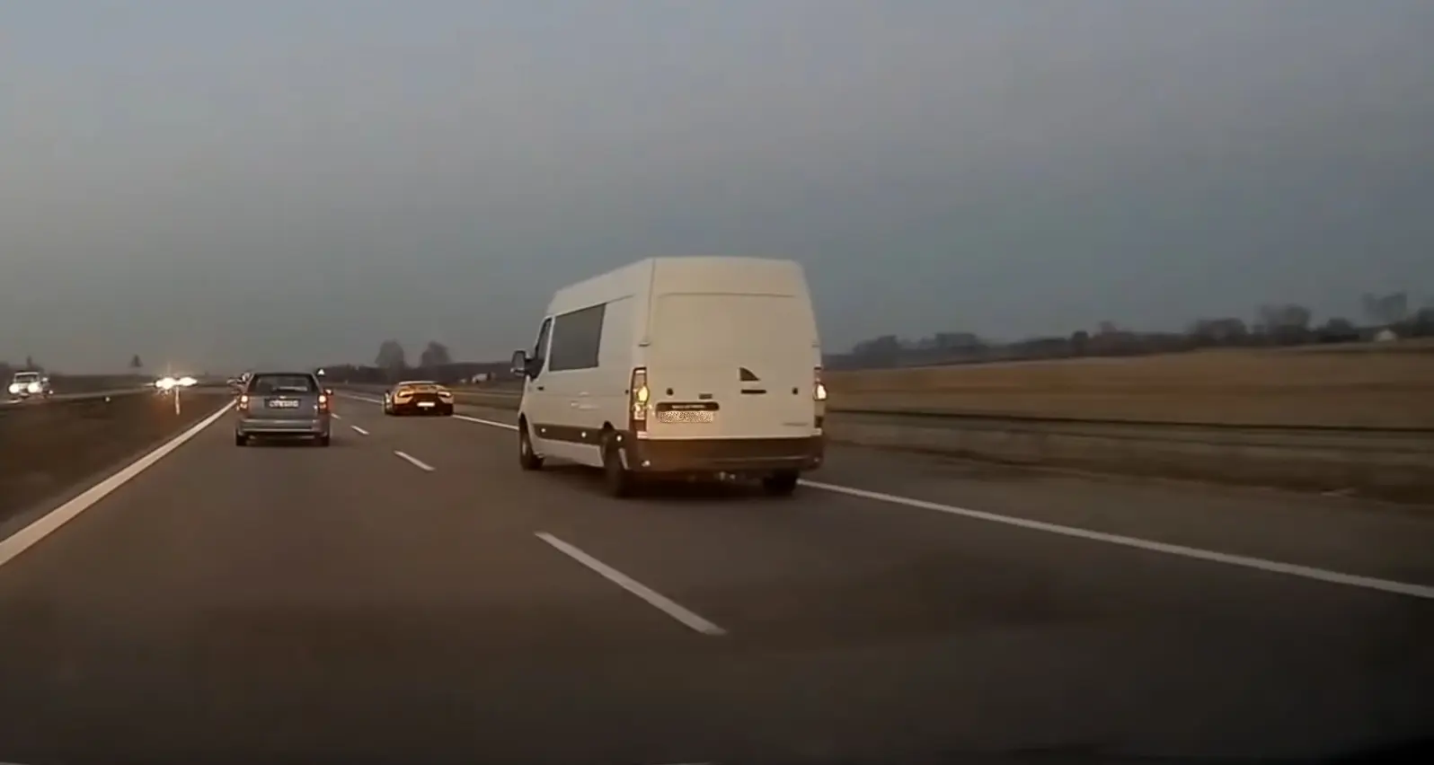 Lambo-vennal jooksutati juhe ikka põhjalikult kokku