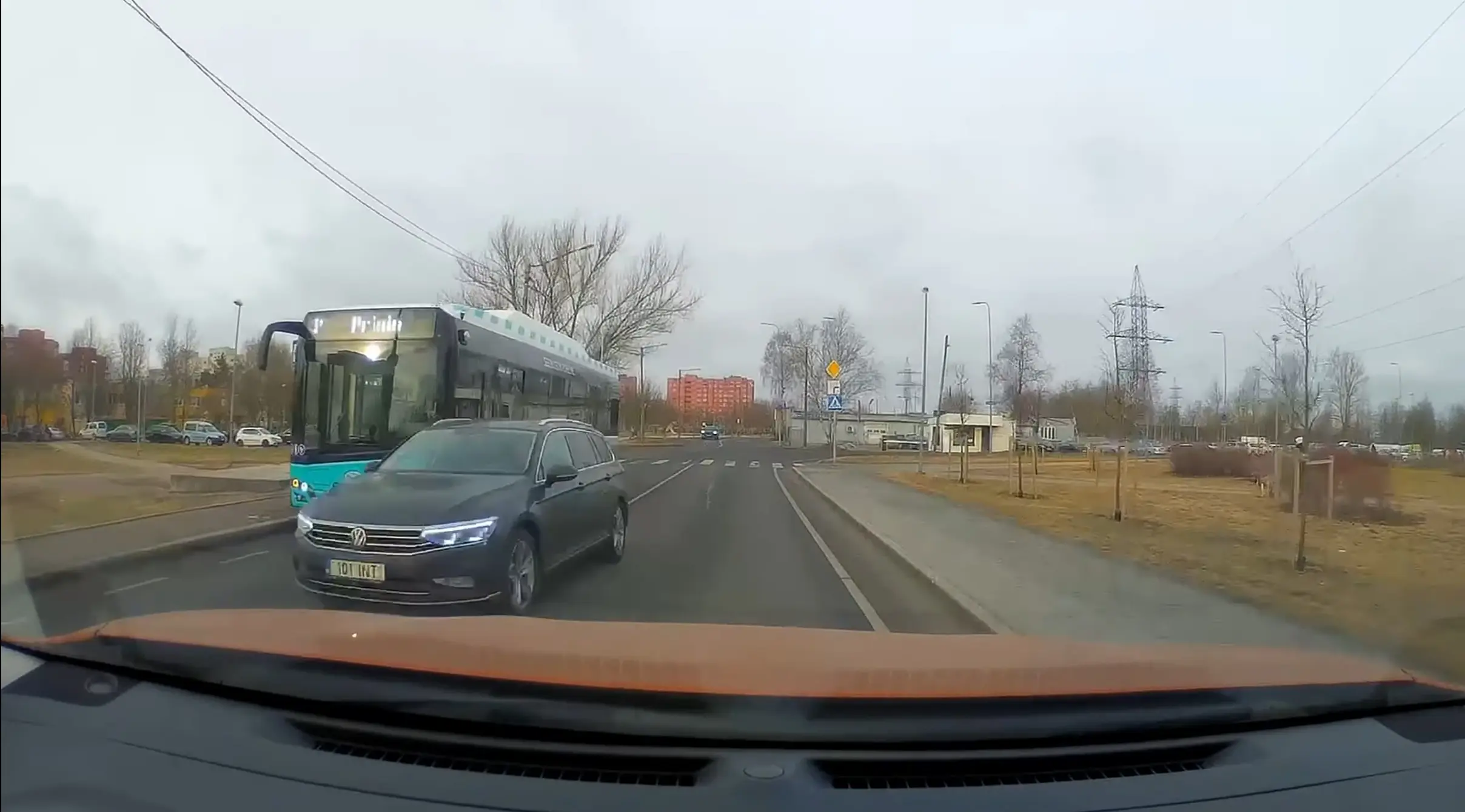 Video hommikusest liiklusest Lasnamäel