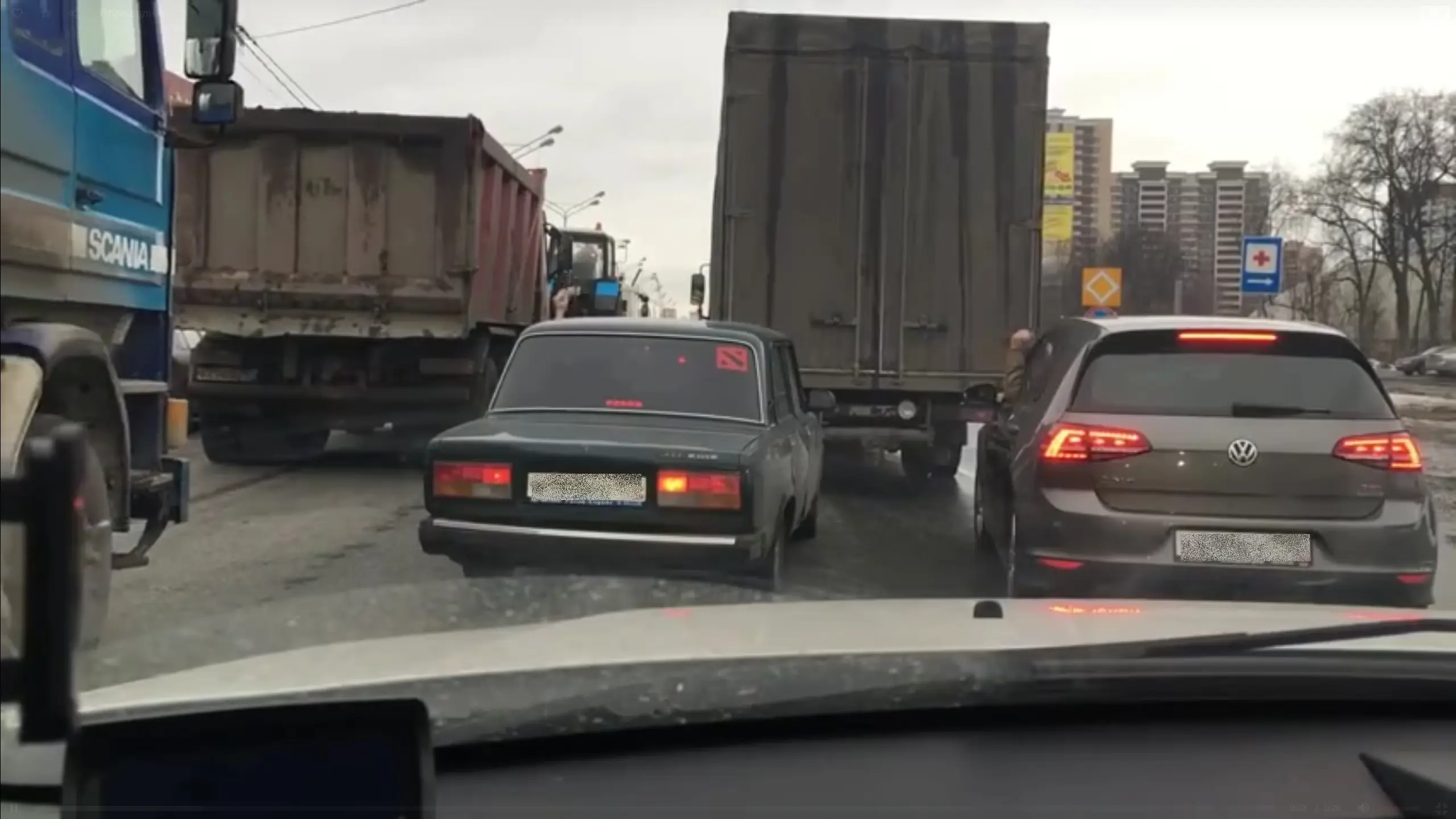Vaata, kuidas otsustati kumb saab esimesena sõita