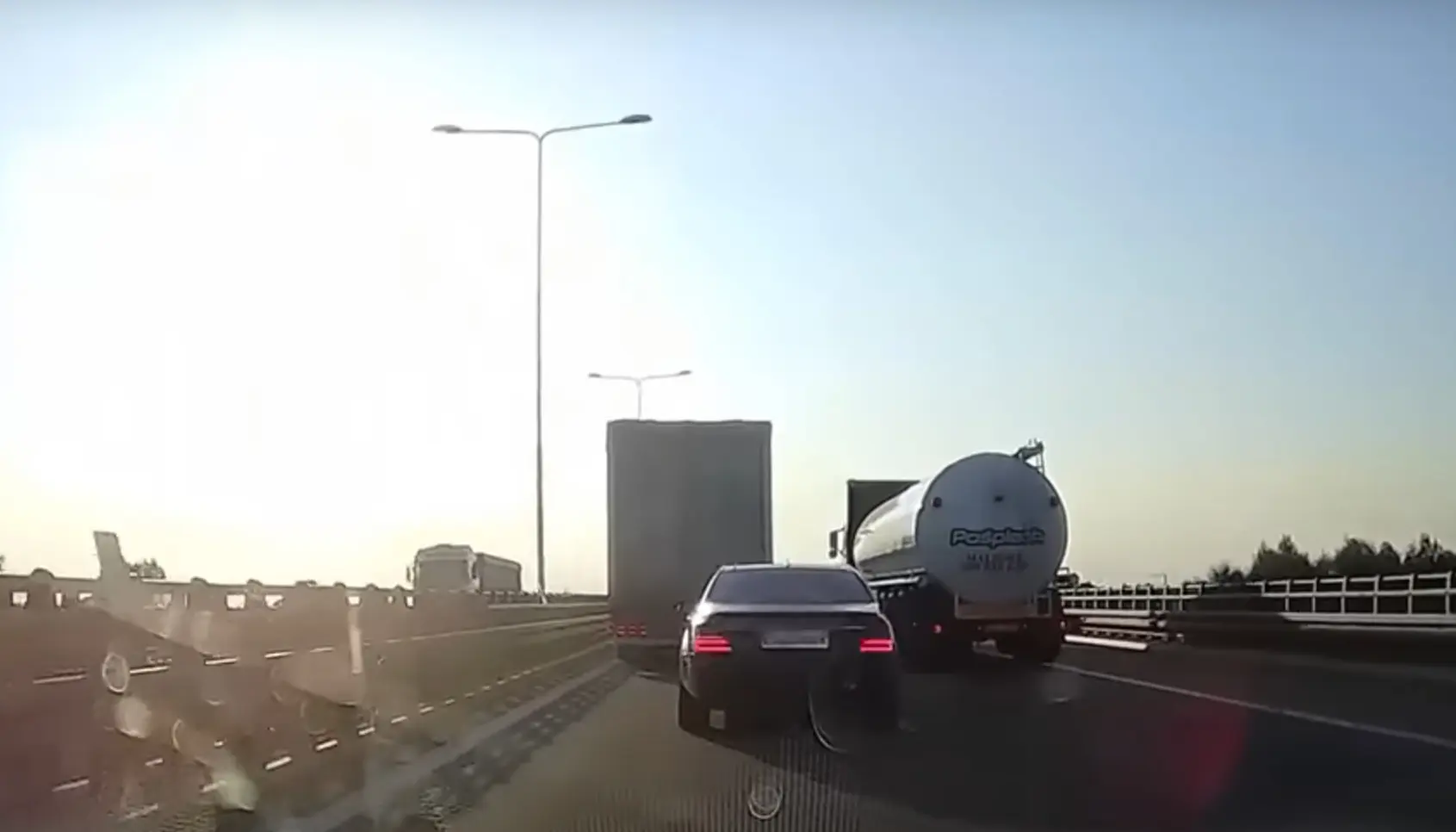 Võib-olla oleks pidanud ikka Mercedesele tagant sisse sõitma?