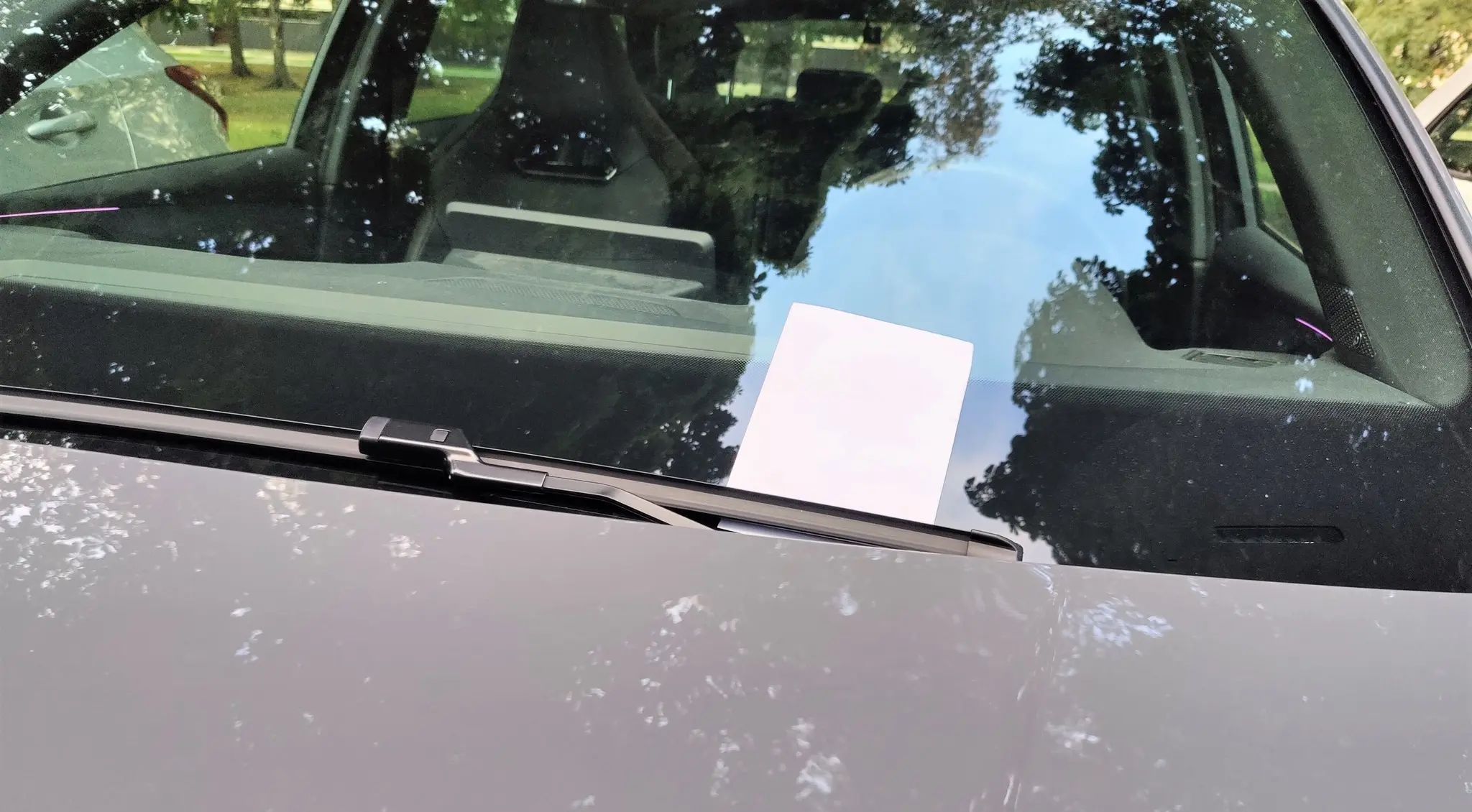 Oskad käitud juhul, kui toimus liiklusõnnetus, kuid teist avarii osapoolt pole kohal?