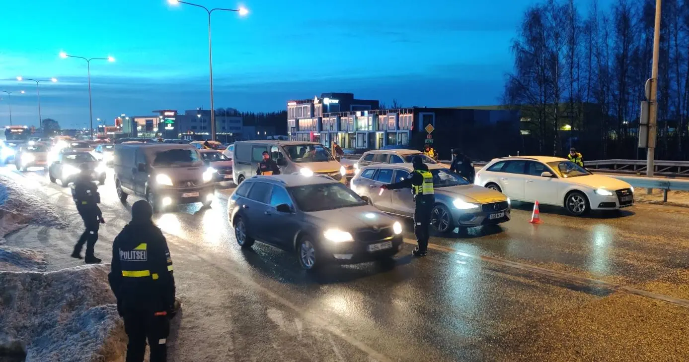 Politsei kõrvaldas jõulupühade ajal roolist 115 joobes juhti