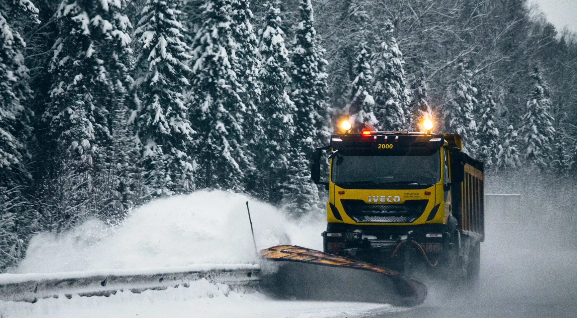 Transpordiamet kutsub üles rohkem arvestama liikuvate teehooldusmasinatega