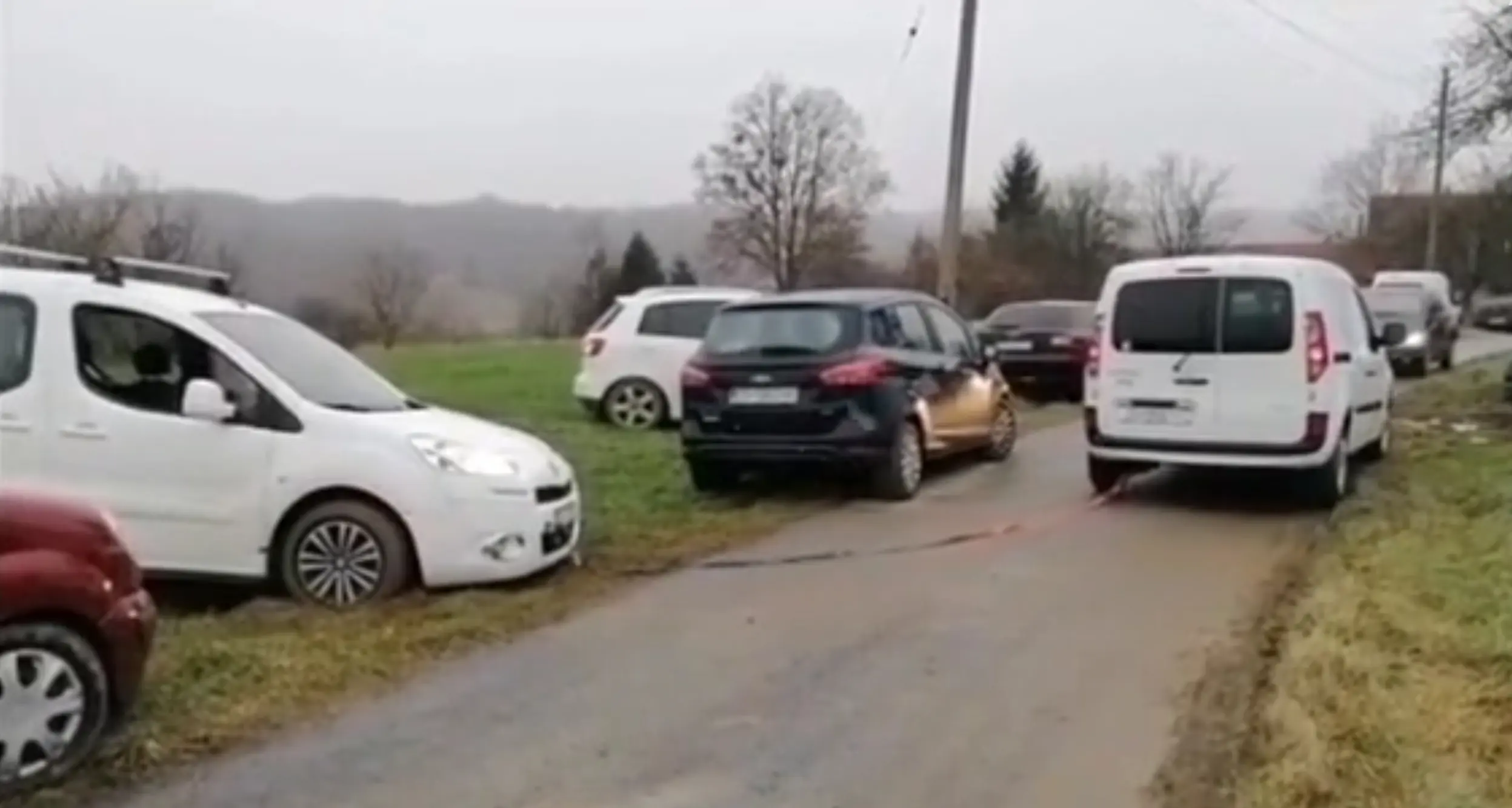 Üks auto sikutab teist. Mis saakski valesti minna?